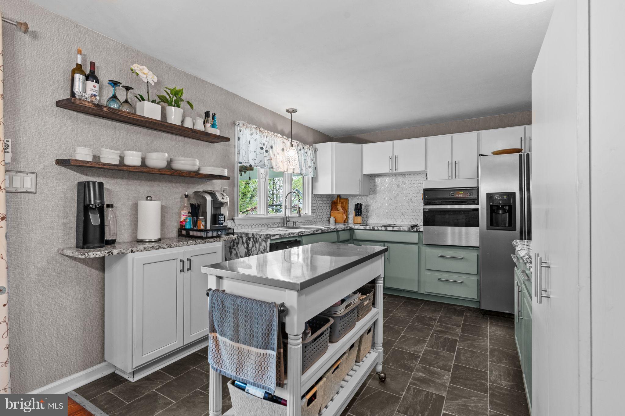 HALLOWELL - Residential