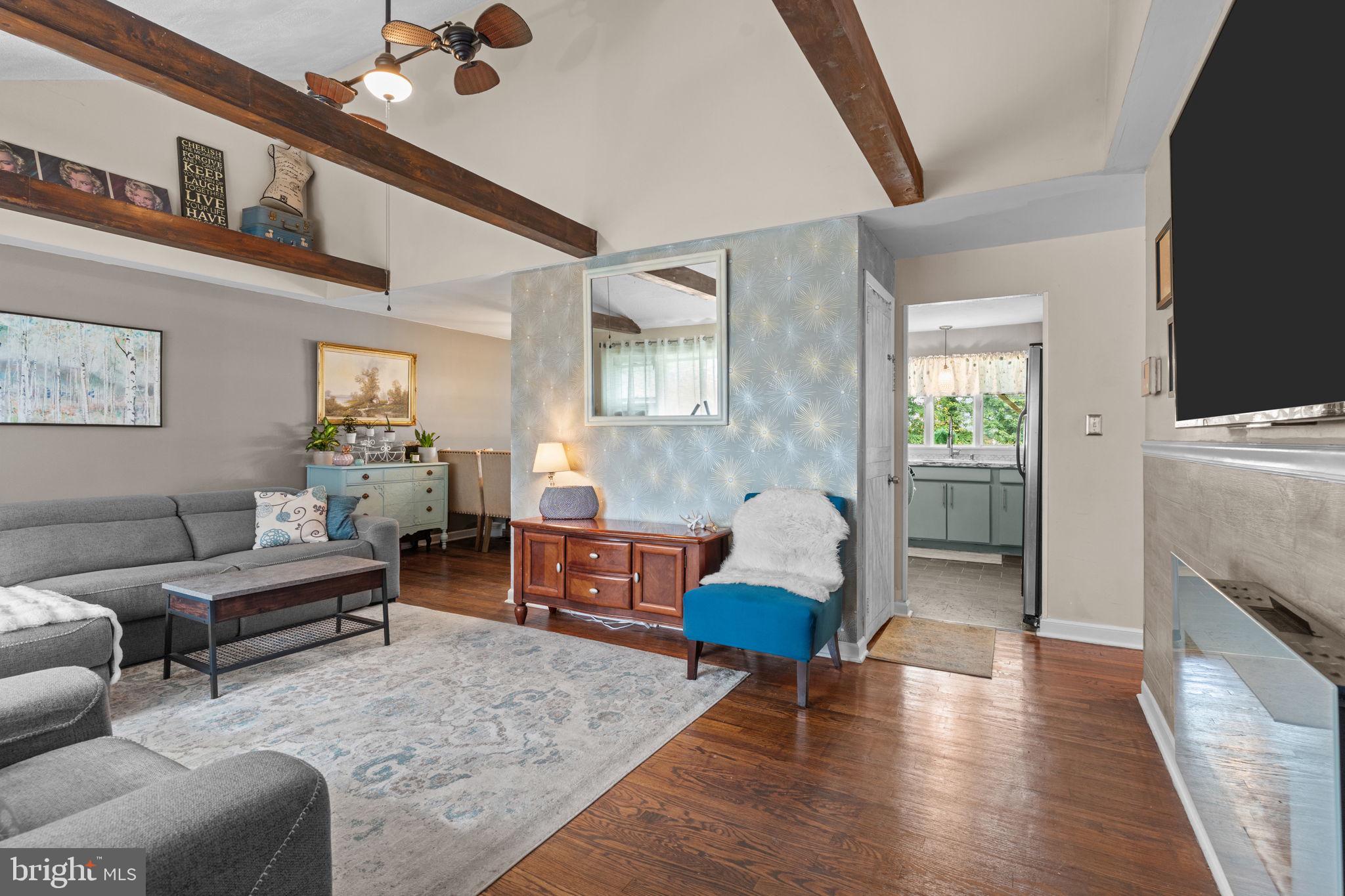 HALLOWELL - Residential