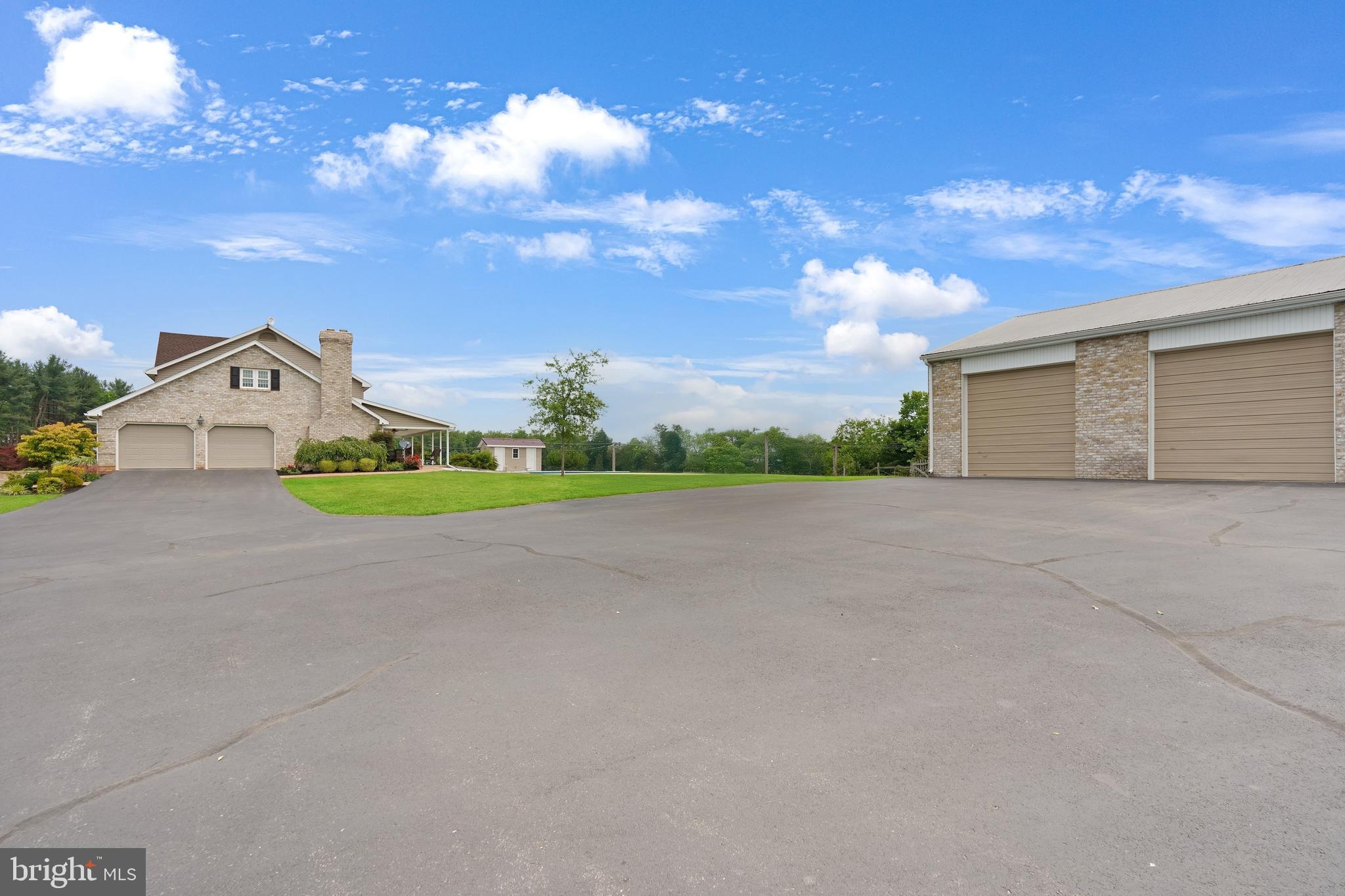 CLEAR SPRING - Residential