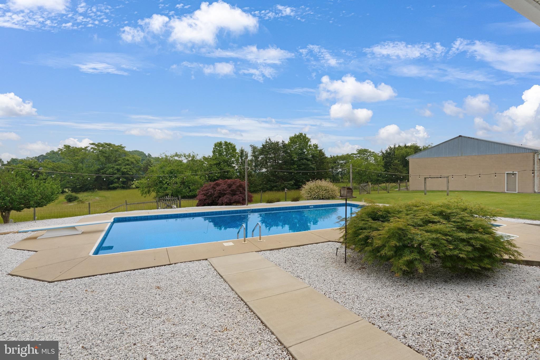 CLEAR SPRING - Residential