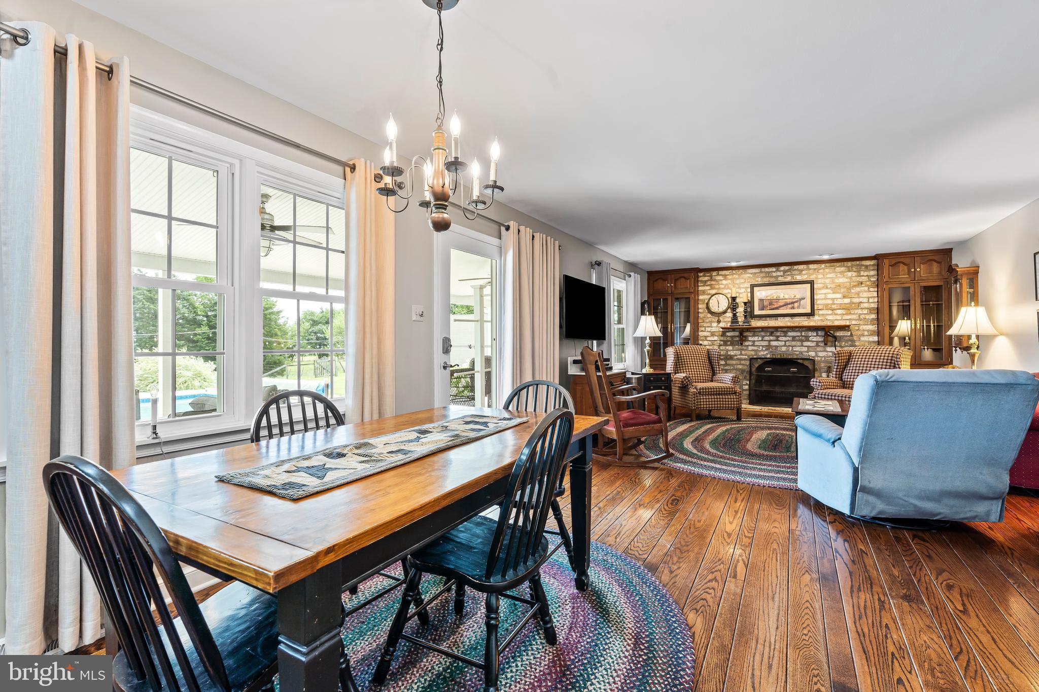 CLEAR SPRING - Residential