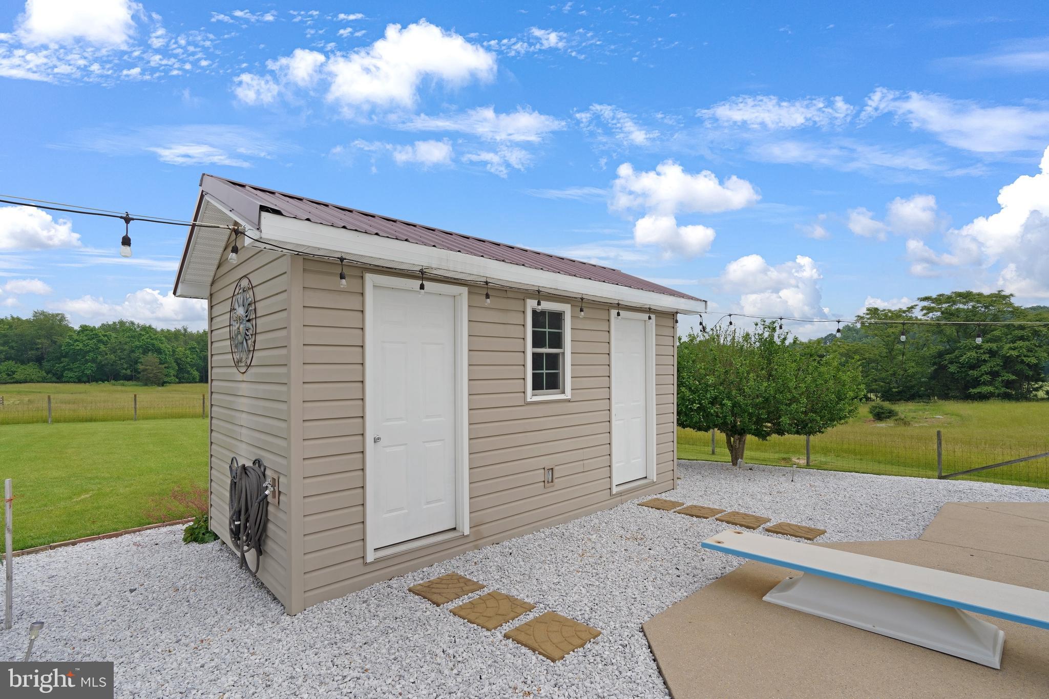 CLEAR SPRING - Residential