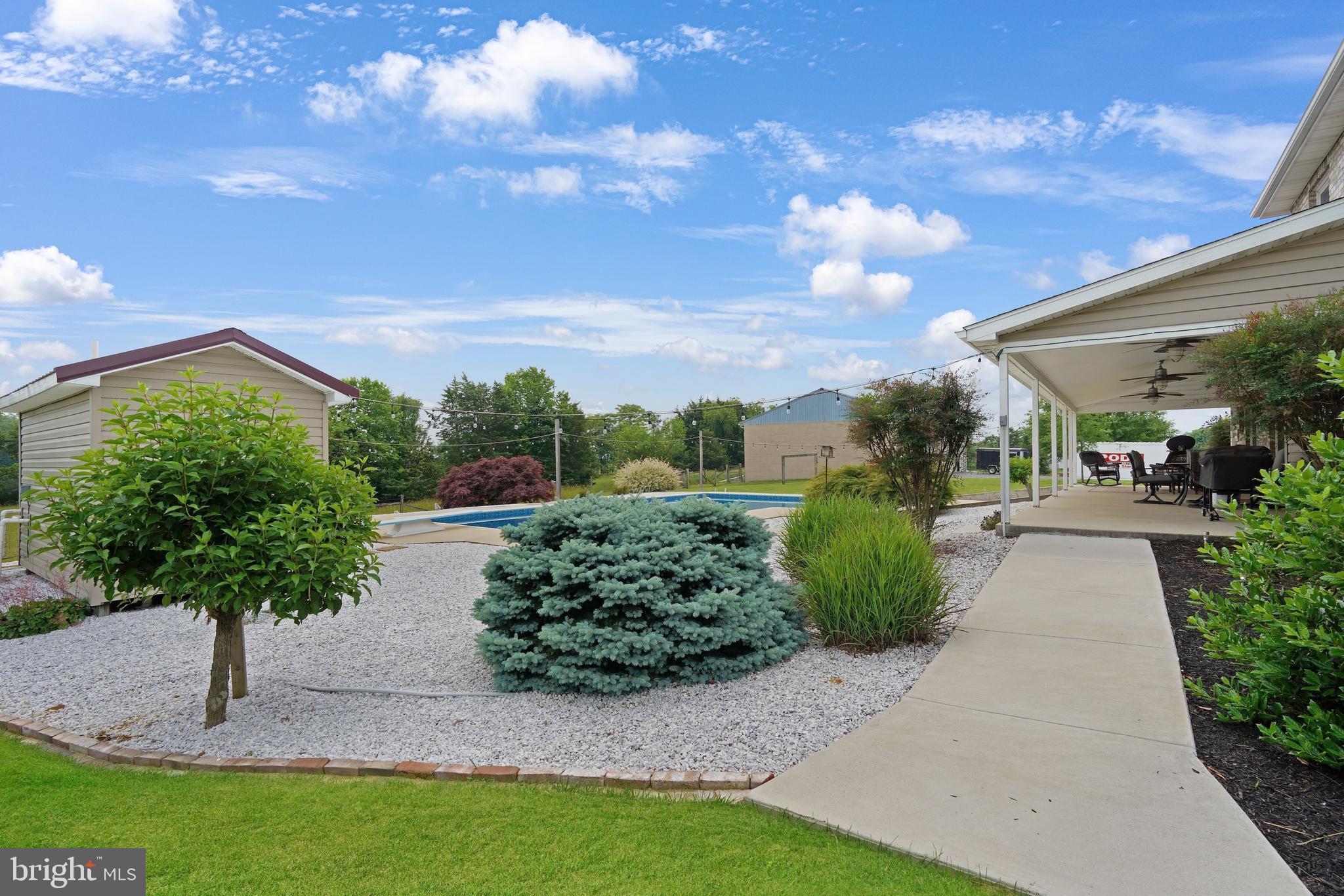 CLEAR SPRING - Residential