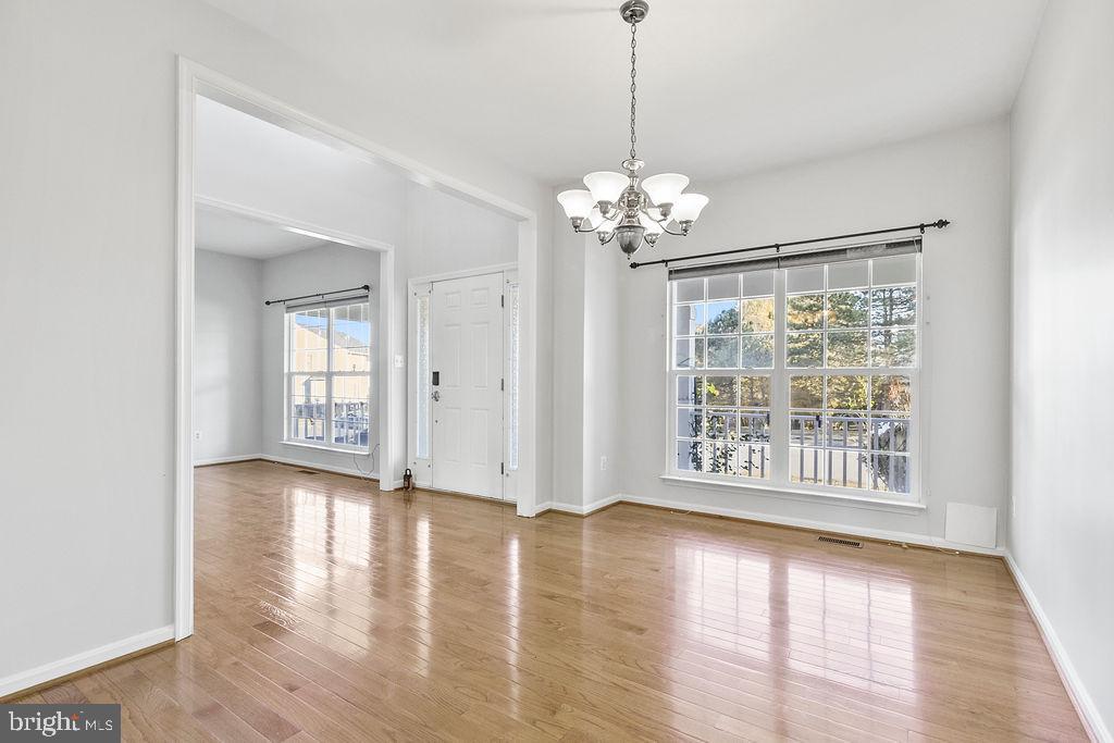 THE VILLAGES AT BRISTOL - Residential Lease