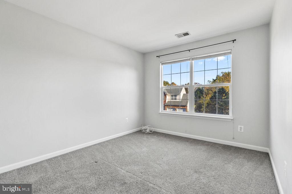 THE VILLAGES AT BRISTOL - Residential Lease