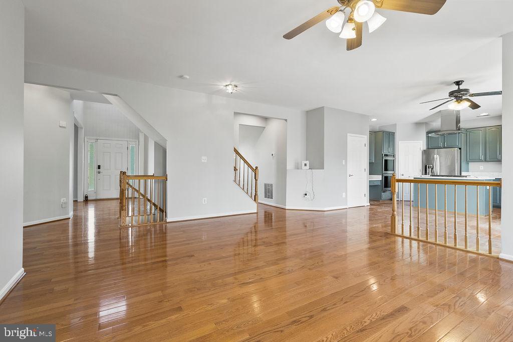 THE VILLAGES AT BRISTOL - Residential Lease