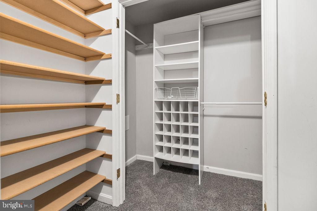 THE VILLAGES AT BRISTOL - Residential Lease