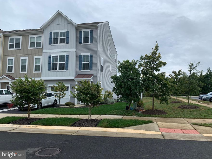 Available March 1. Upscale 3 story end unit  townhouse with 3 bedrooms, 3.5 baths, and attached garage with spacious back yard. Open floor plan & upgraded flooring on main level with gourmet kitchen, stainless steel appliances, granite, & bar type island + eating area. Summerfield community features park with two playgrounds, tennis courts, and walking trails as well as easy access to I-95, commuter lots, VRE, and downtown Fredericksburg.
Minimum requirements of 630 credit score, max debt-to-income ratio of 48%, no felonies, no prior evictions, no smoking. Pets on case by case basis with $50 pet rent per animal monthly