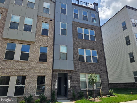 Condo For Rent - 13721 Cobble Loop<br/> Prince William County, WOODBRIDGE, VA 22193