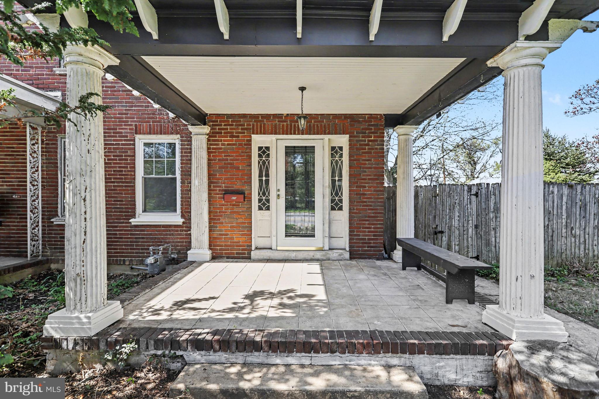 603 COUNTRY CLUB ROAD