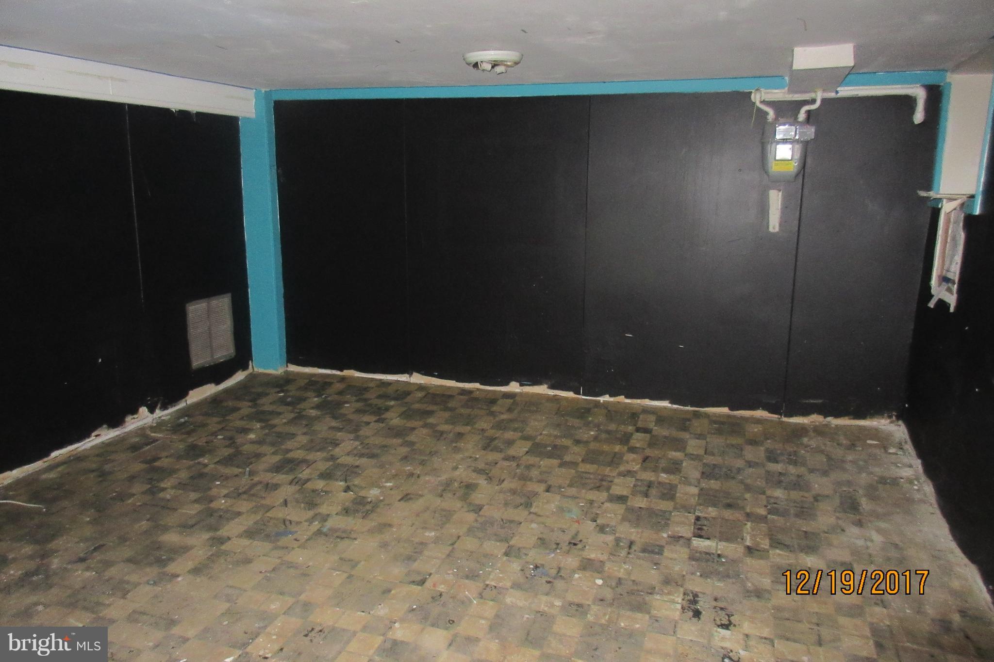 EDMONDSON VIILLAGE - Residential