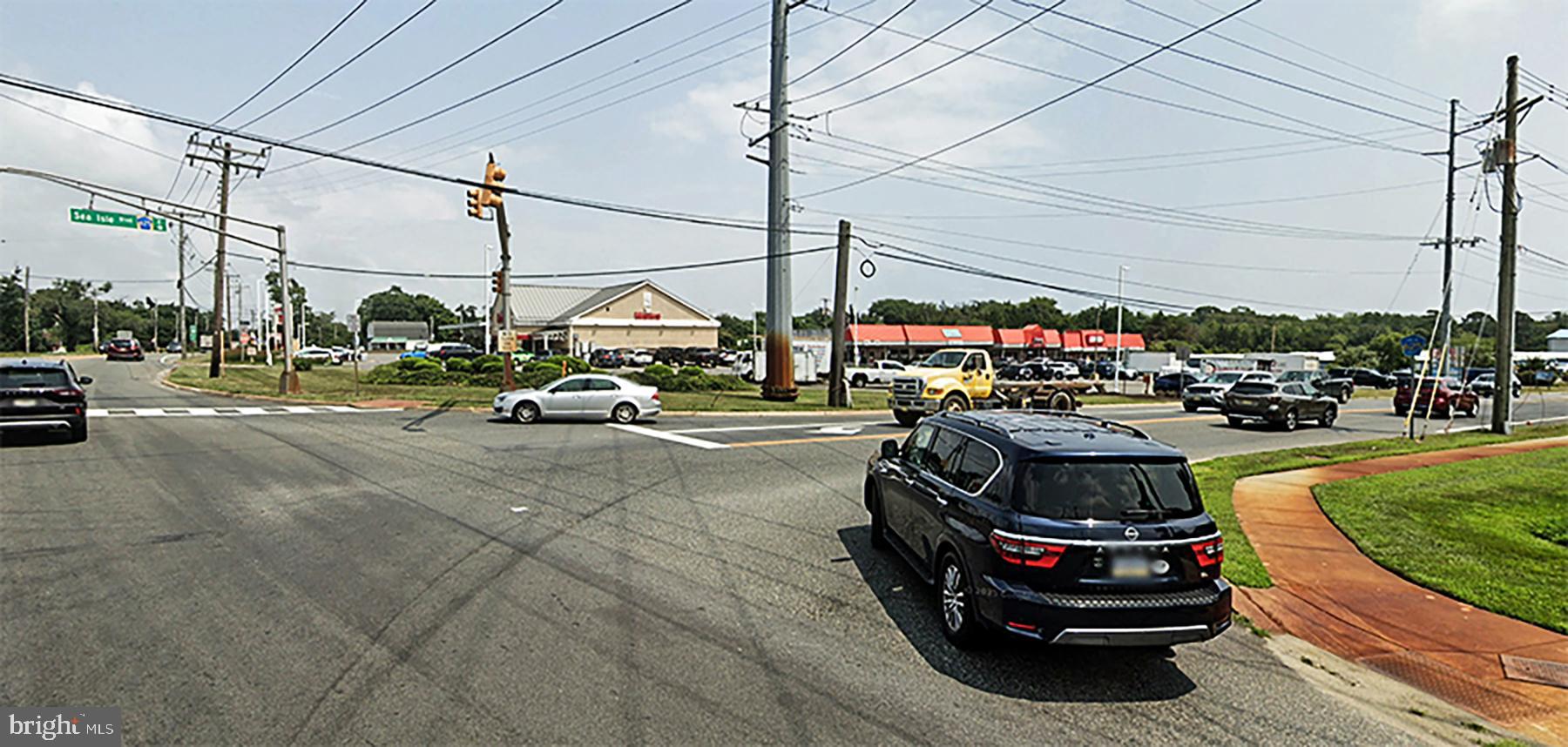 556 SEA ISLE BOULEVARD F/G