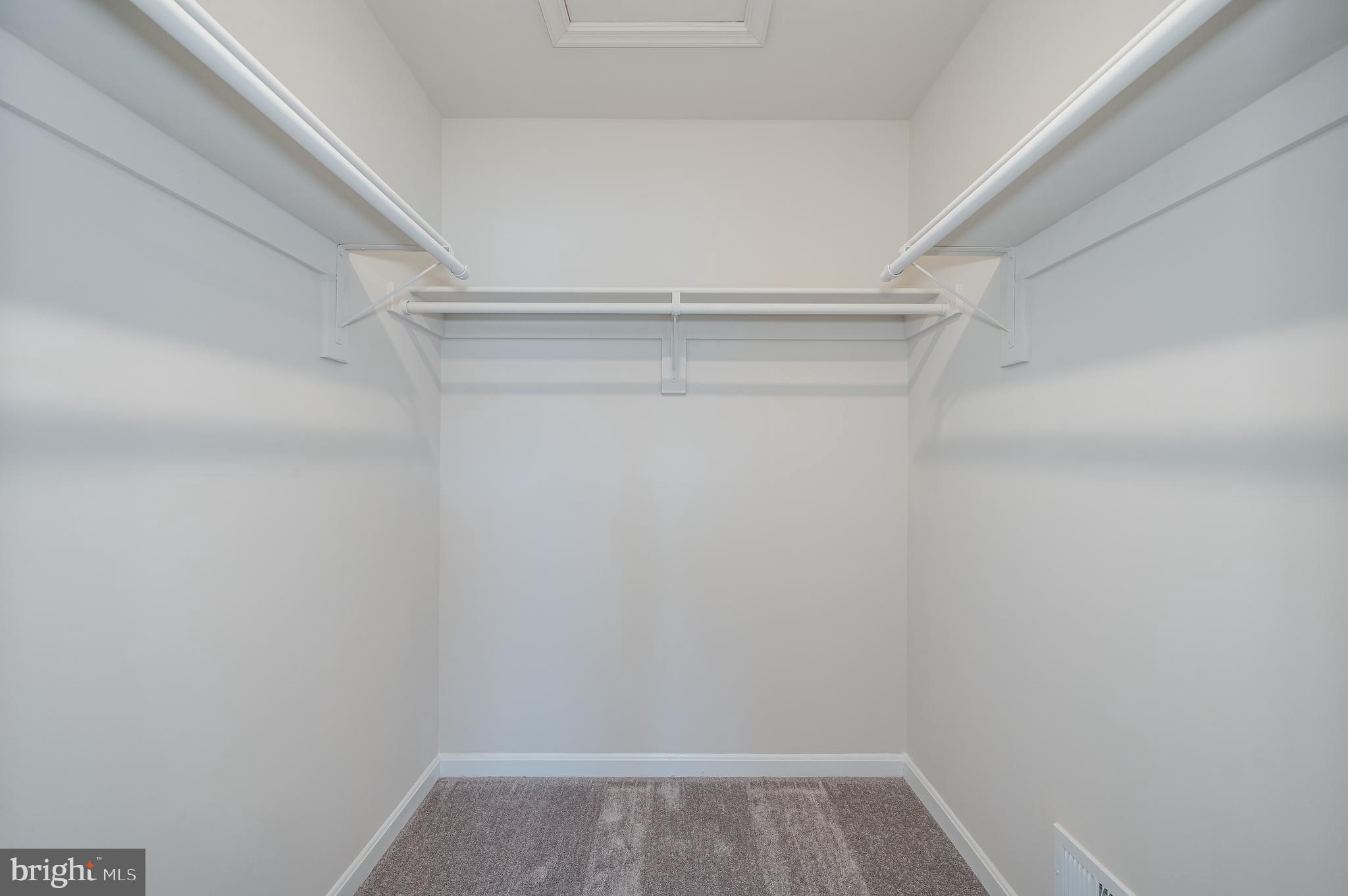 DILLON FARM - Residential