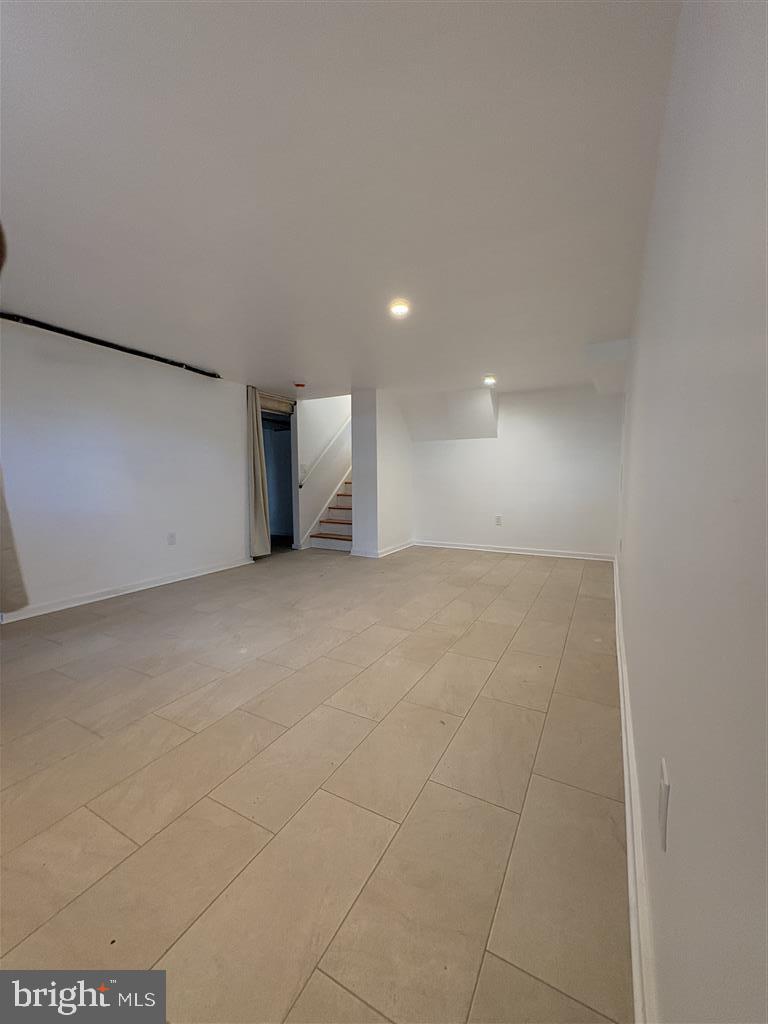 PAINT BRANCH ESTATES - Residential Lease