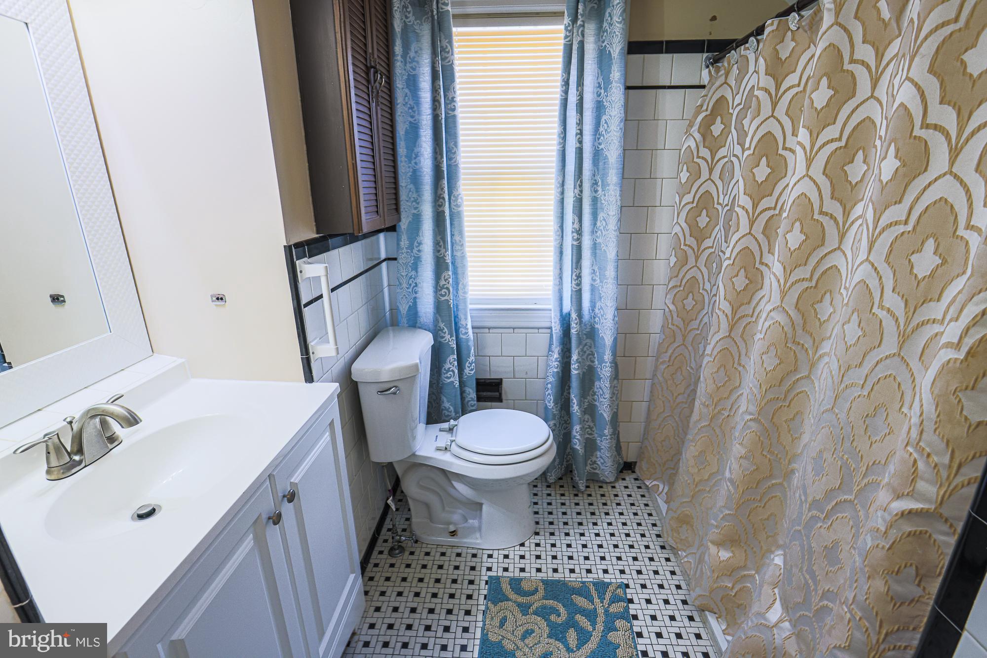 PIKESVILLE - Residential