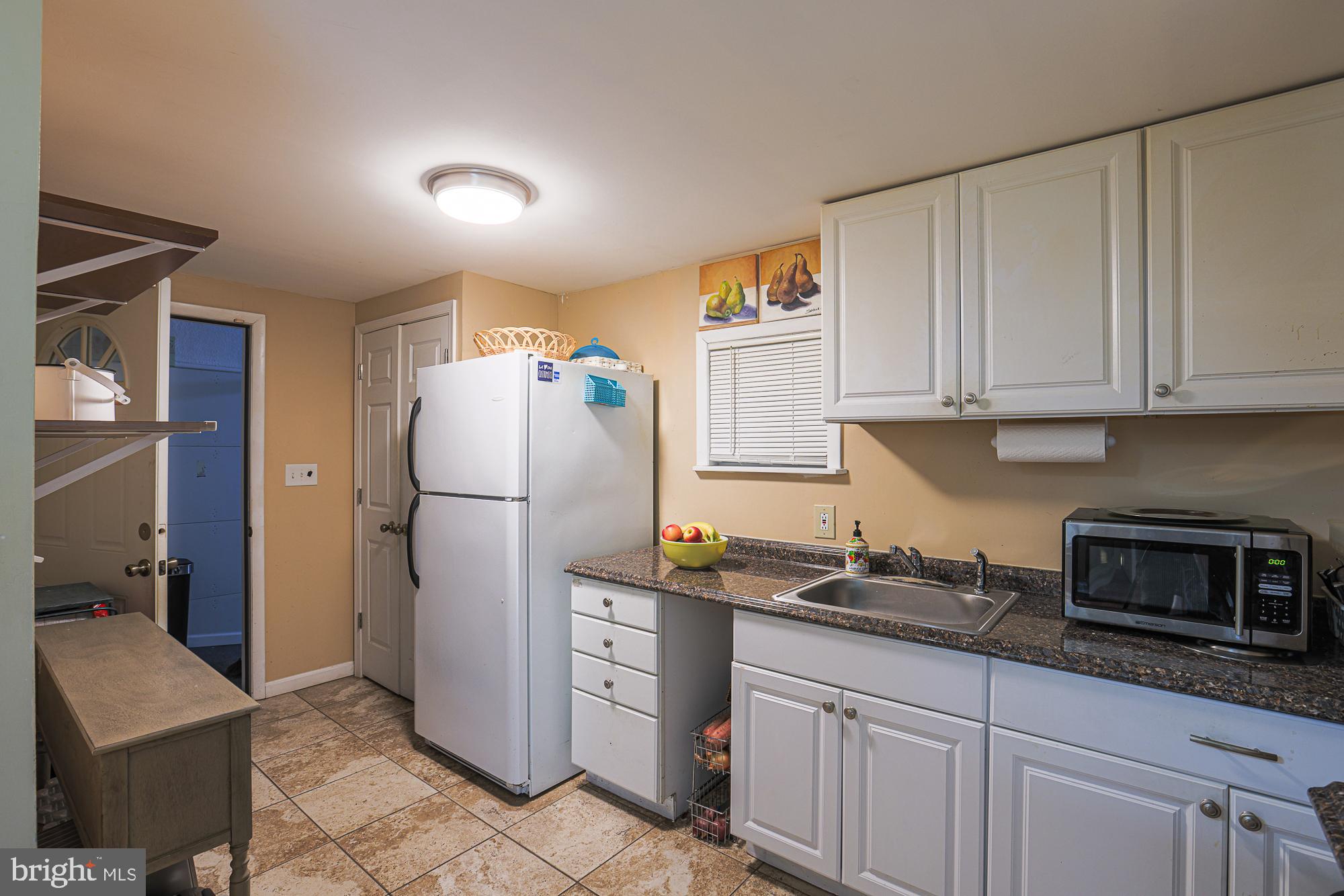 PIKESVILLE - Residential