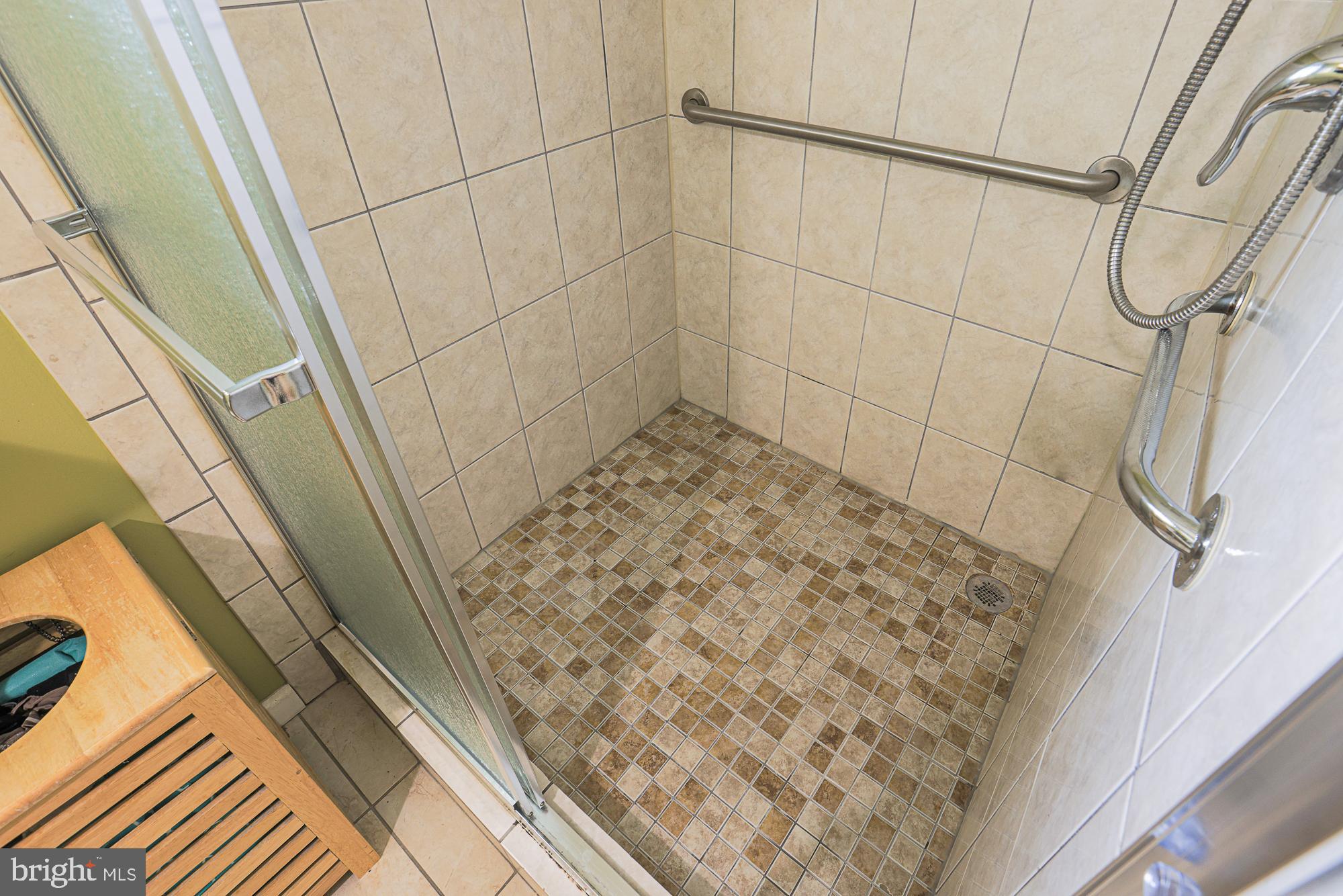 PIKESVILLE - Residential