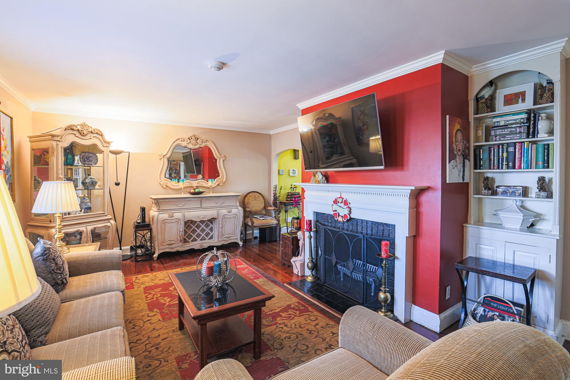 PIKESVILLE - Residential