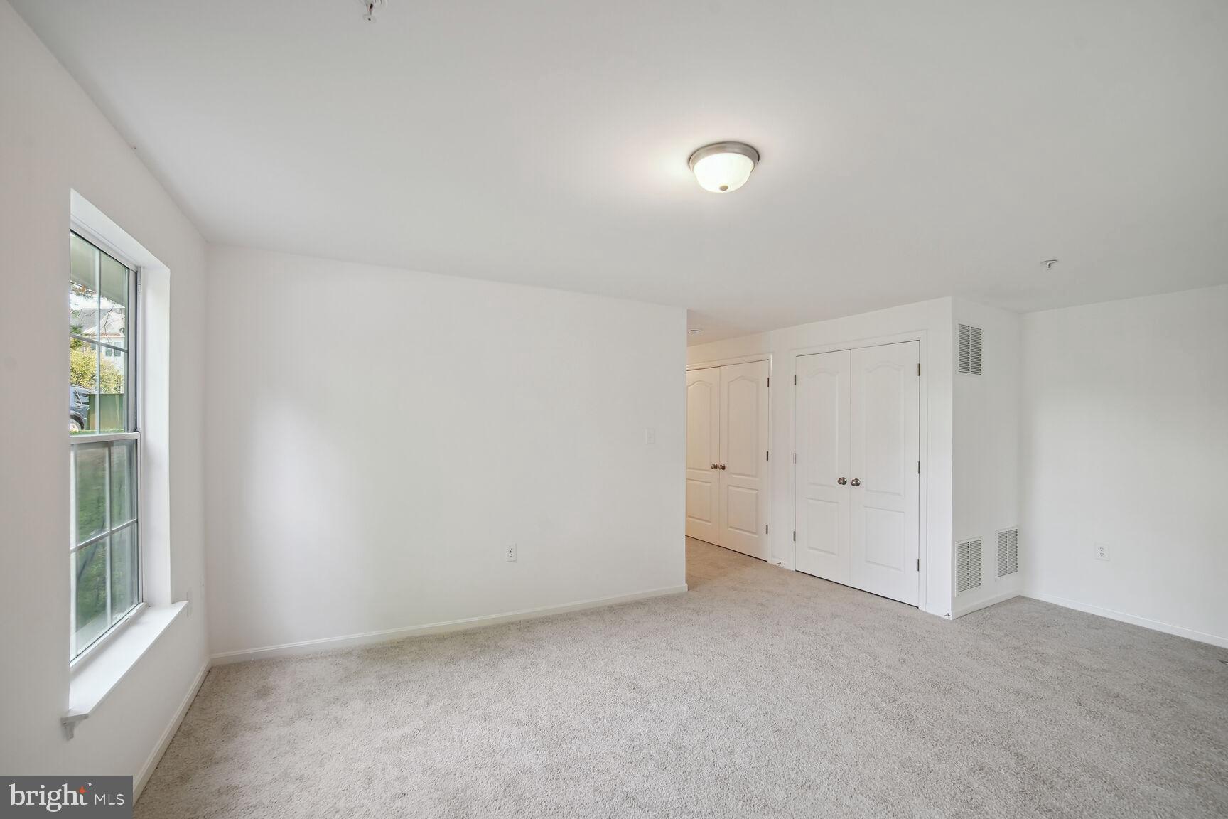 TUSCARORA KNOLLS - Residential