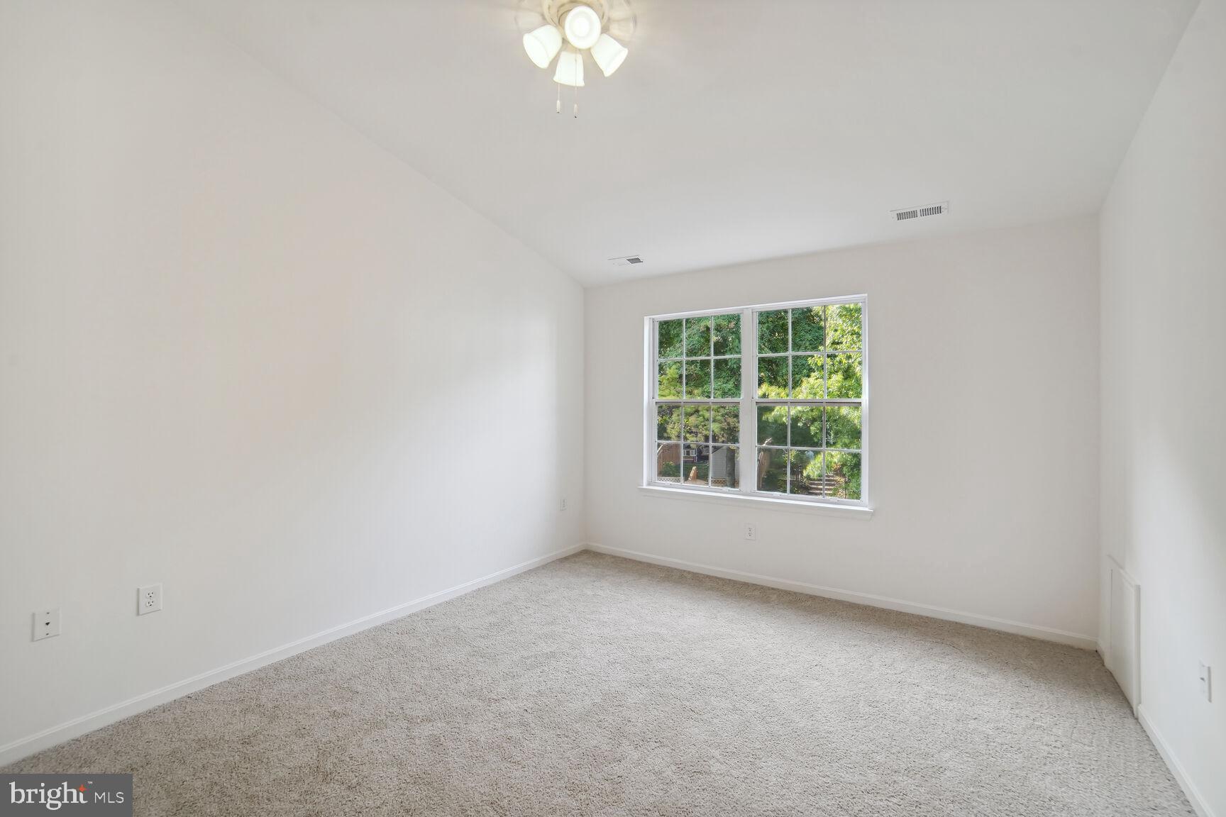 TUSCARORA KNOLLS - Residential