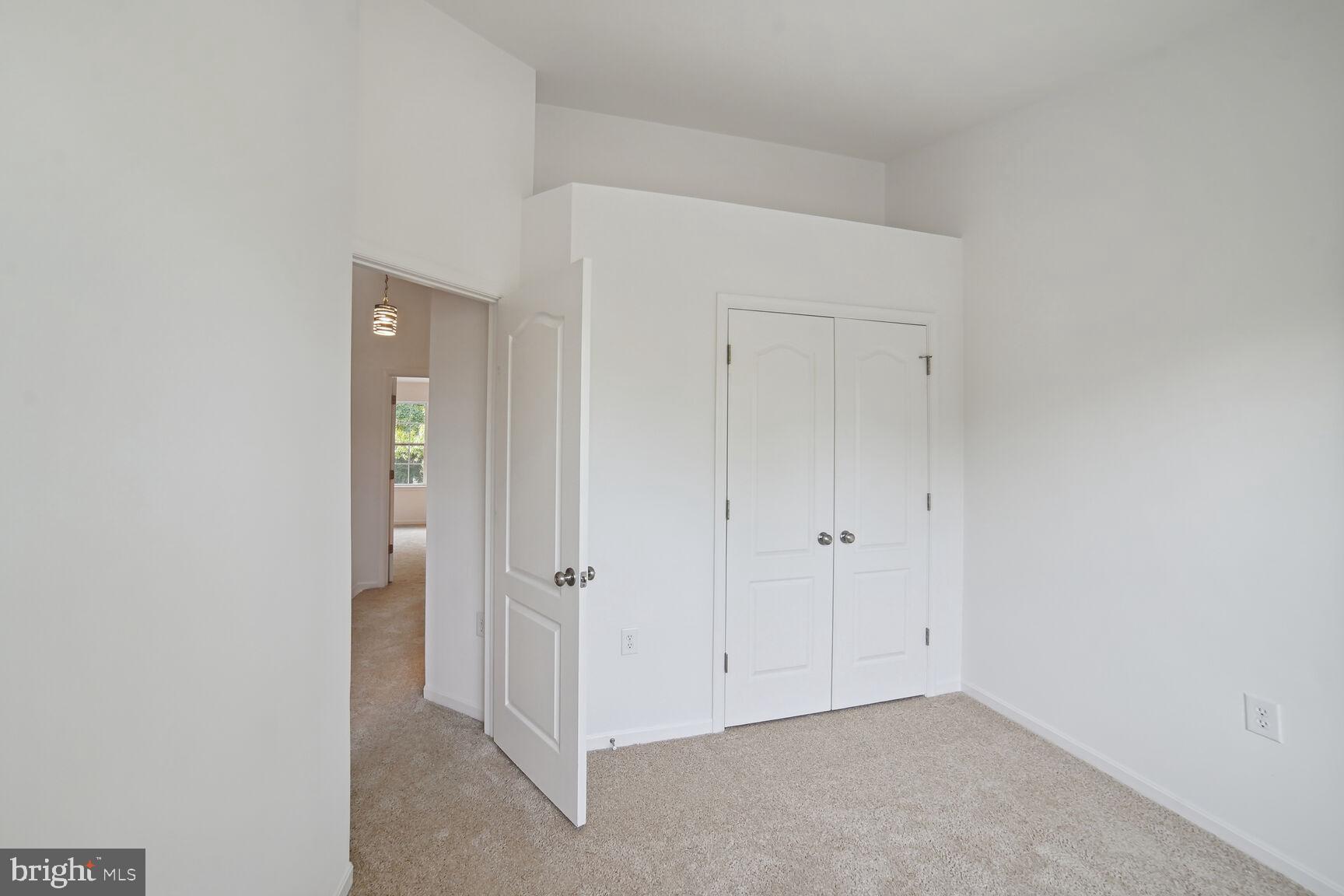 TUSCARORA KNOLLS - Residential