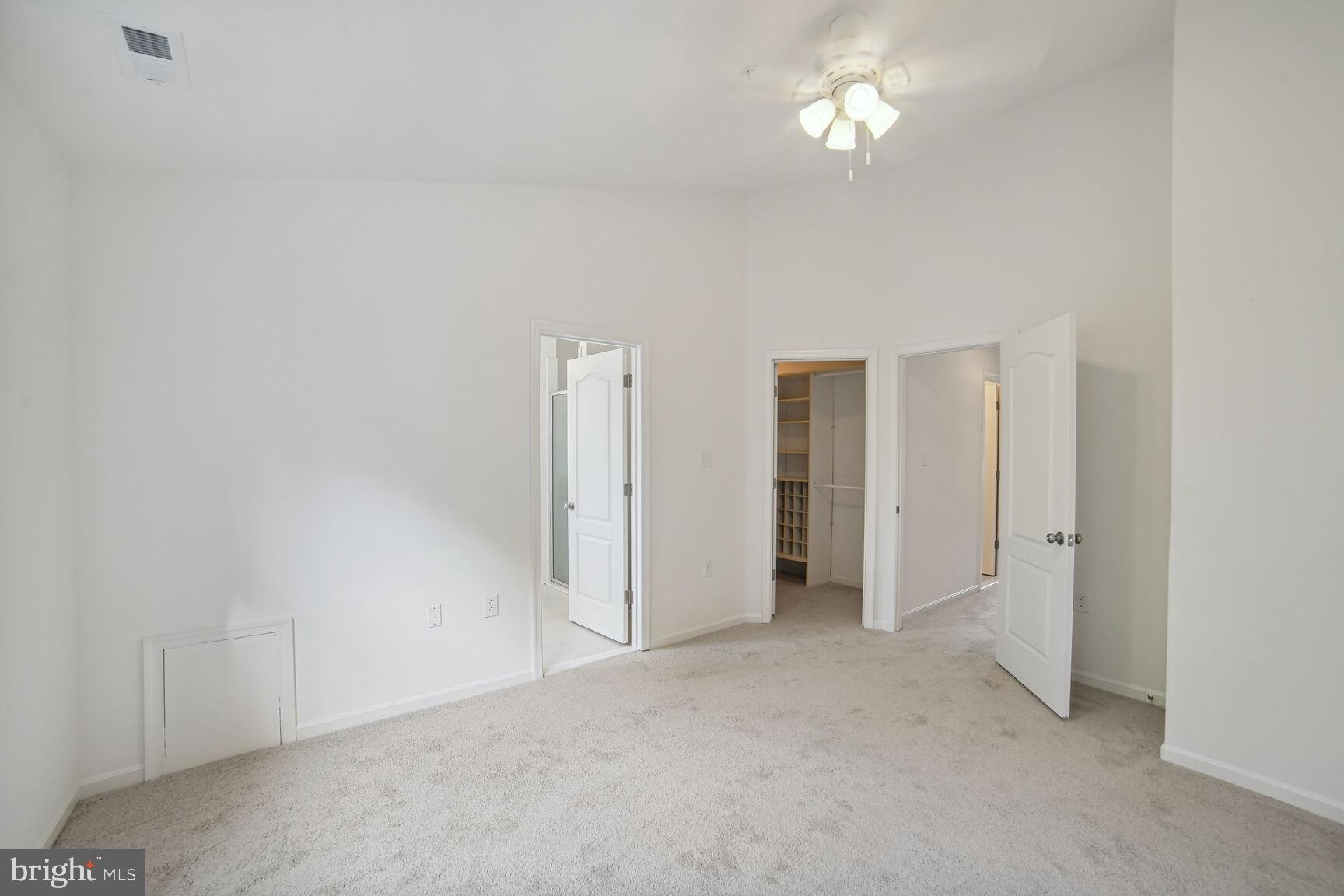 TUSCARORA KNOLLS - Residential