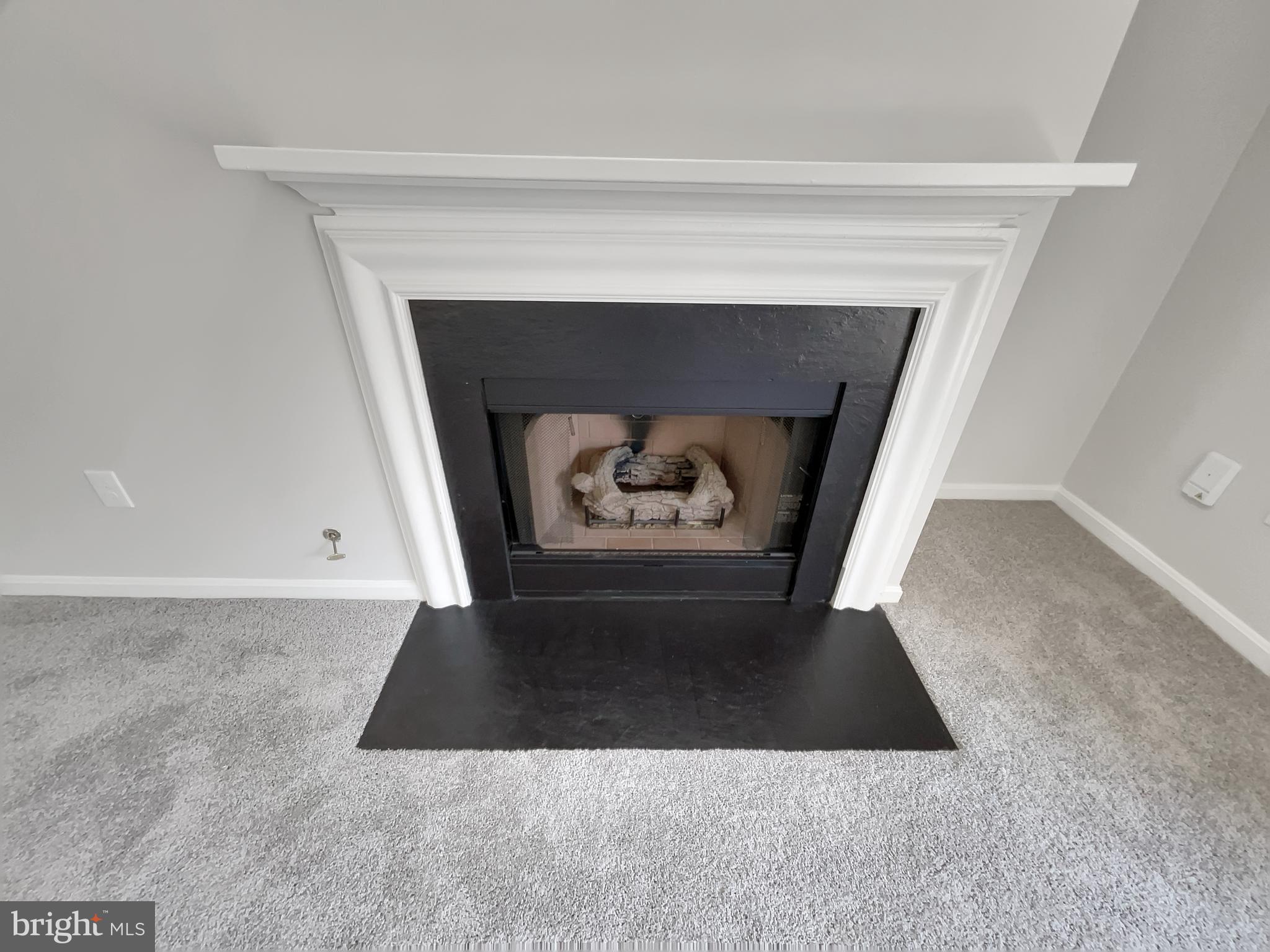 STRATFORD PLACE AT KINGS - Residential