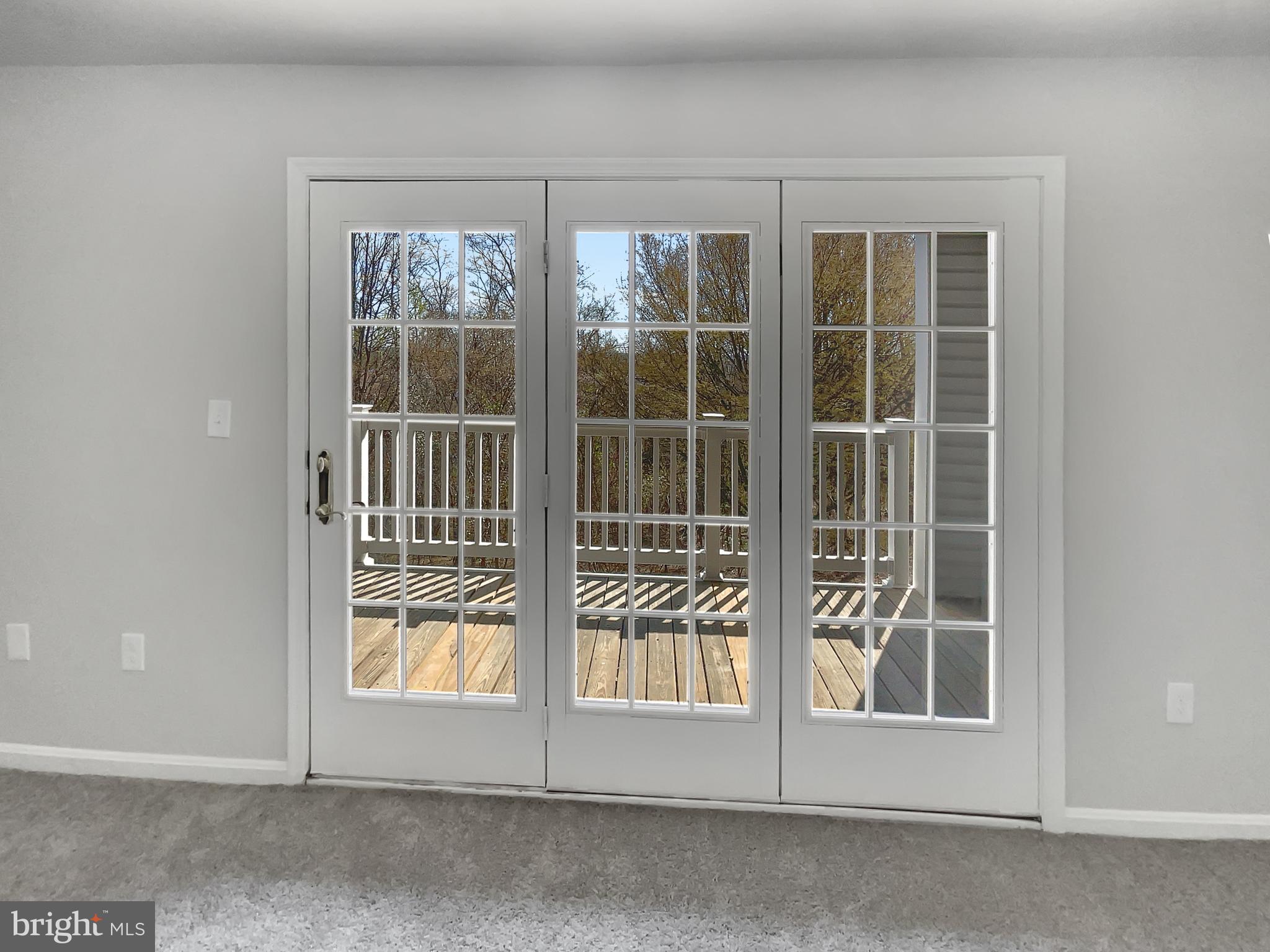 STRATFORD PLACE AT KINGS - Residential