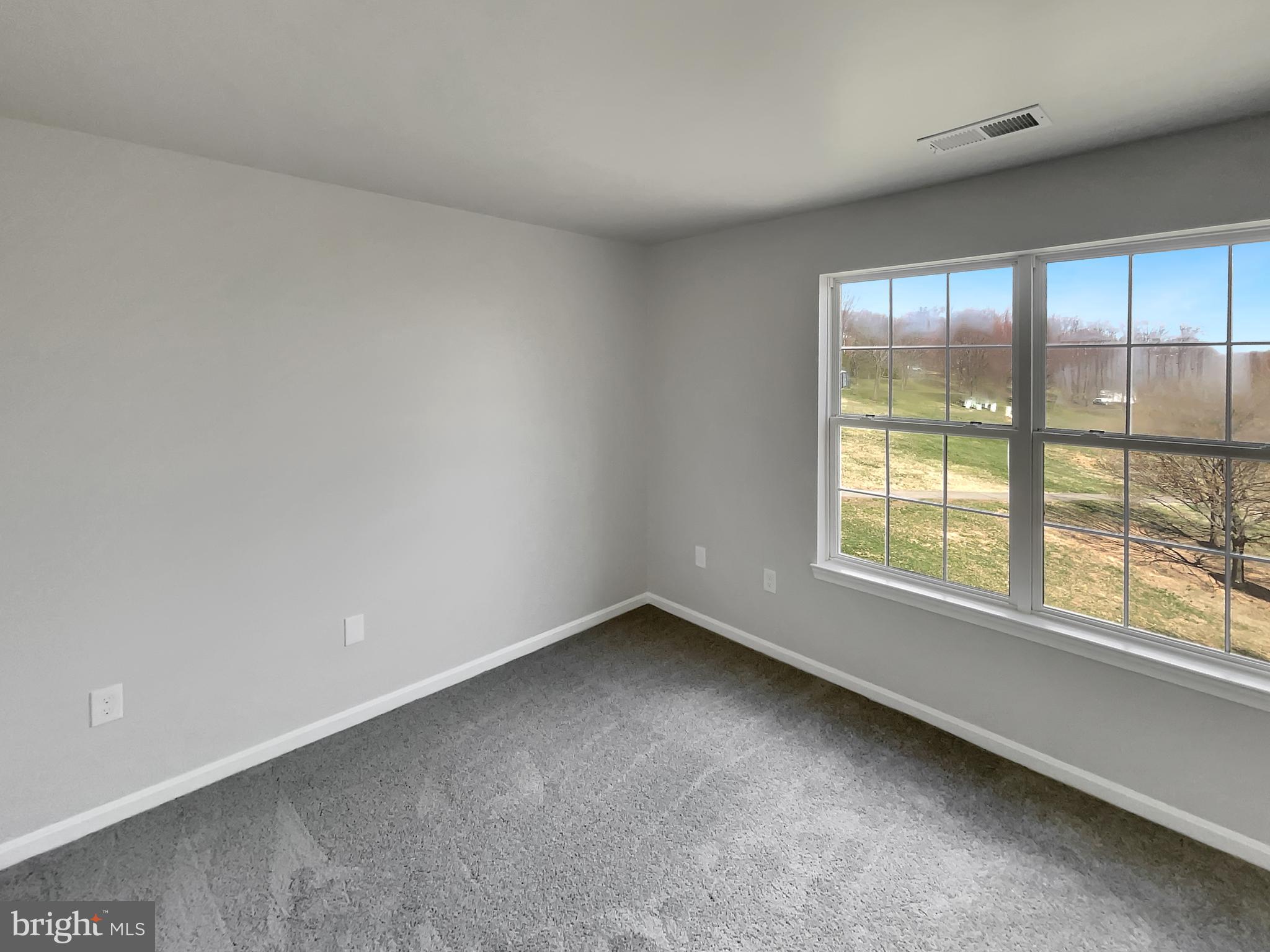 STRATFORD PLACE AT KINGS - Residential