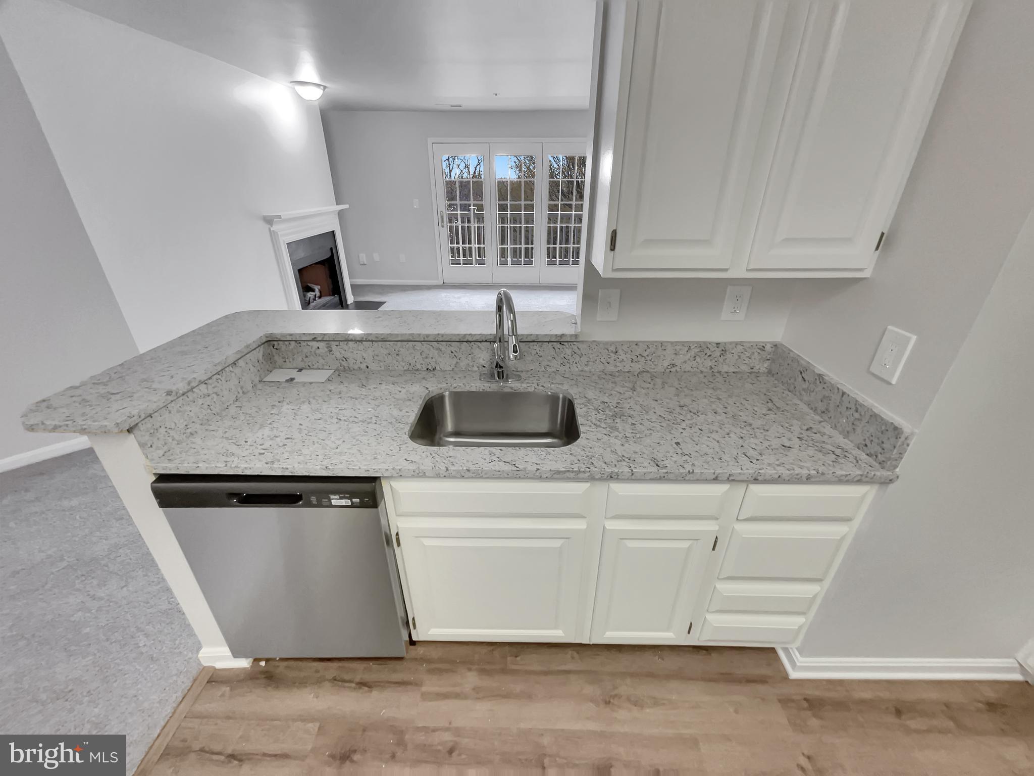 STRATFORD PLACE AT KINGS - Residential