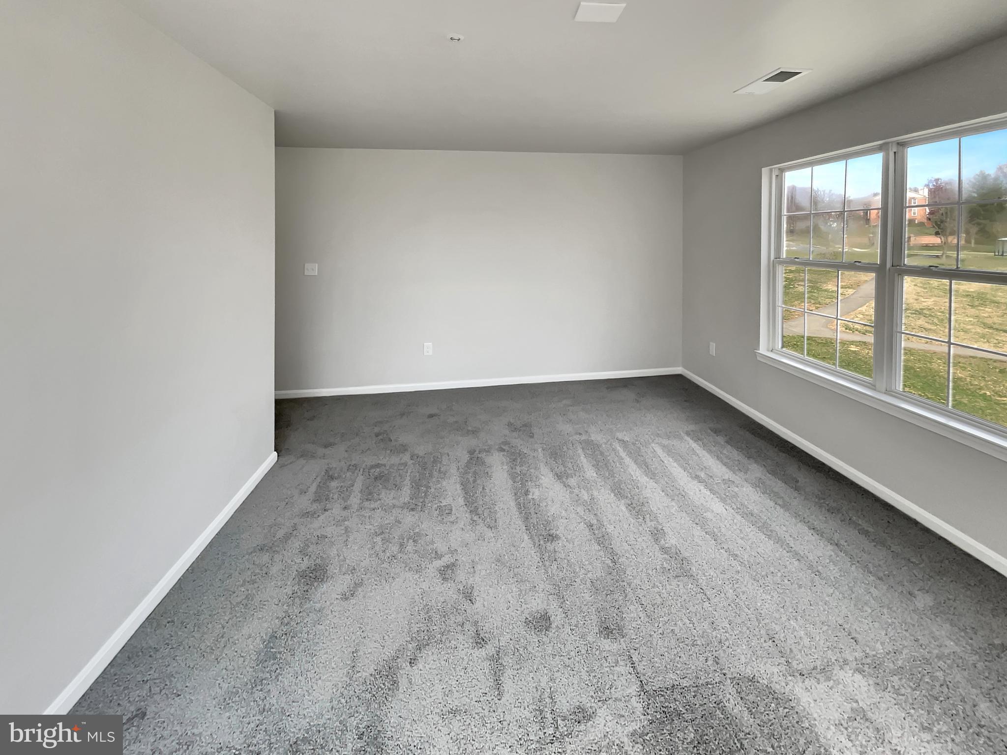 STRATFORD PLACE AT KINGS - Residential