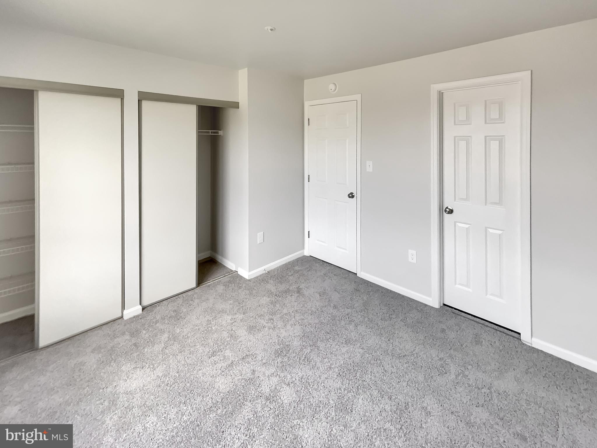 STRATFORD PLACE AT KINGS - Residential