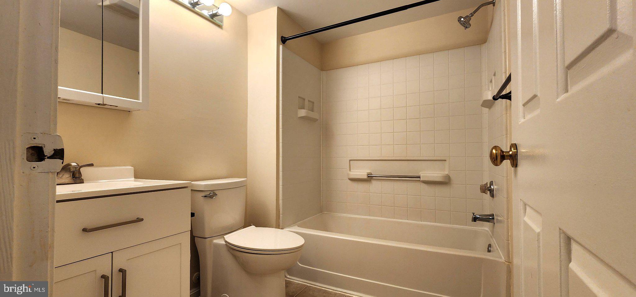 PONDS AT CENTREVILLE - Residential