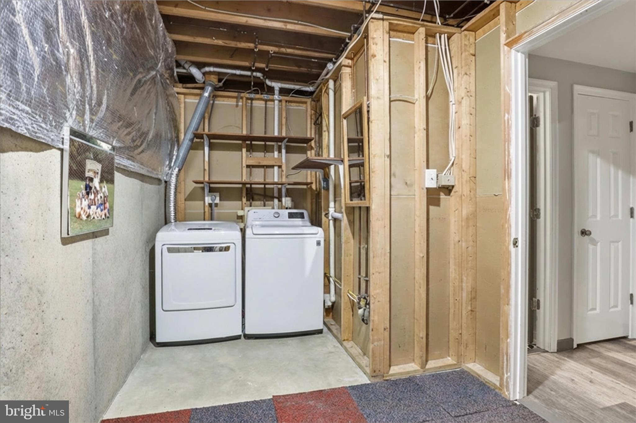 SOUTH RUN OAKS - Residential