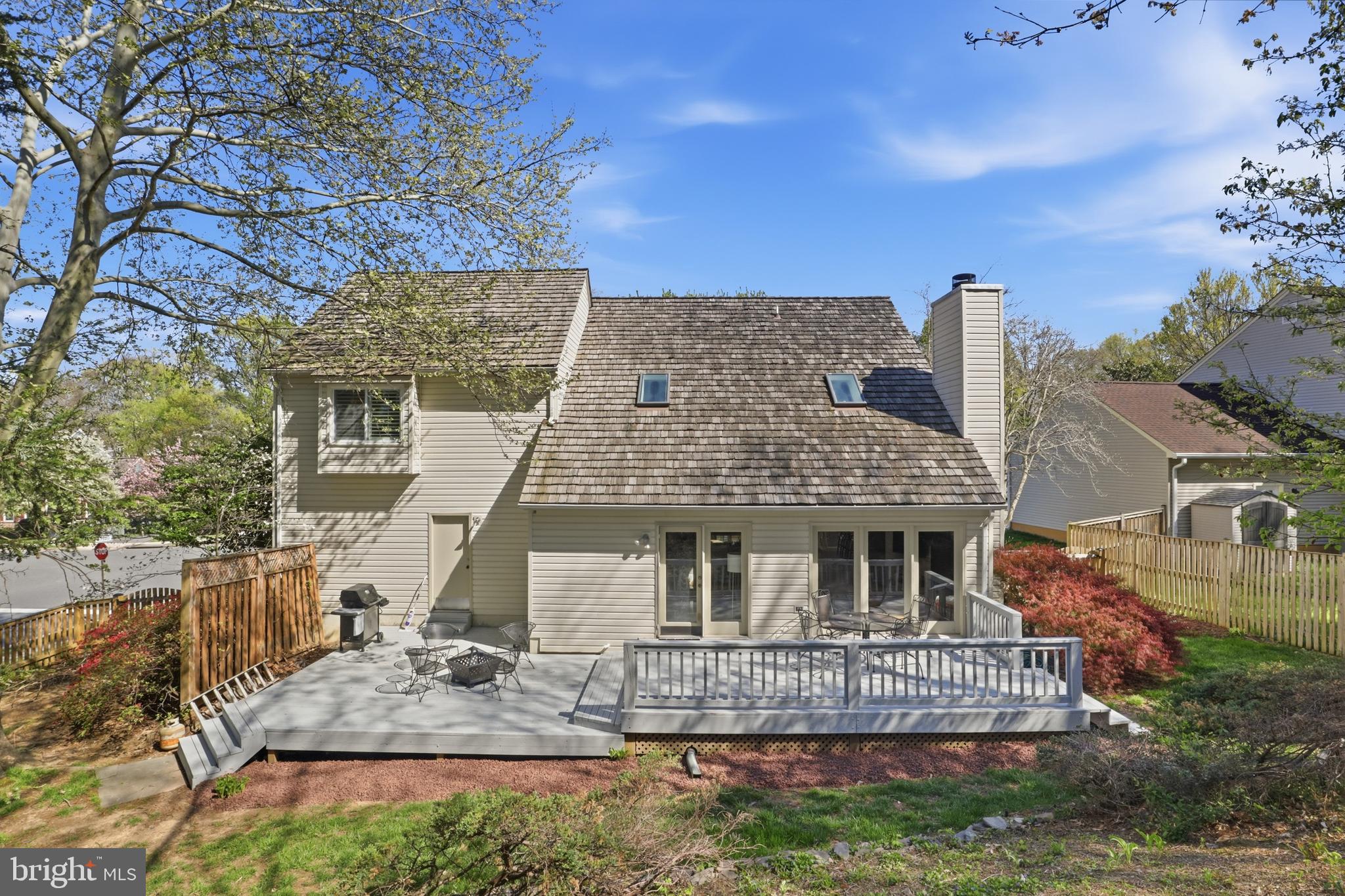 SOUTH RUN OAKS - Residential