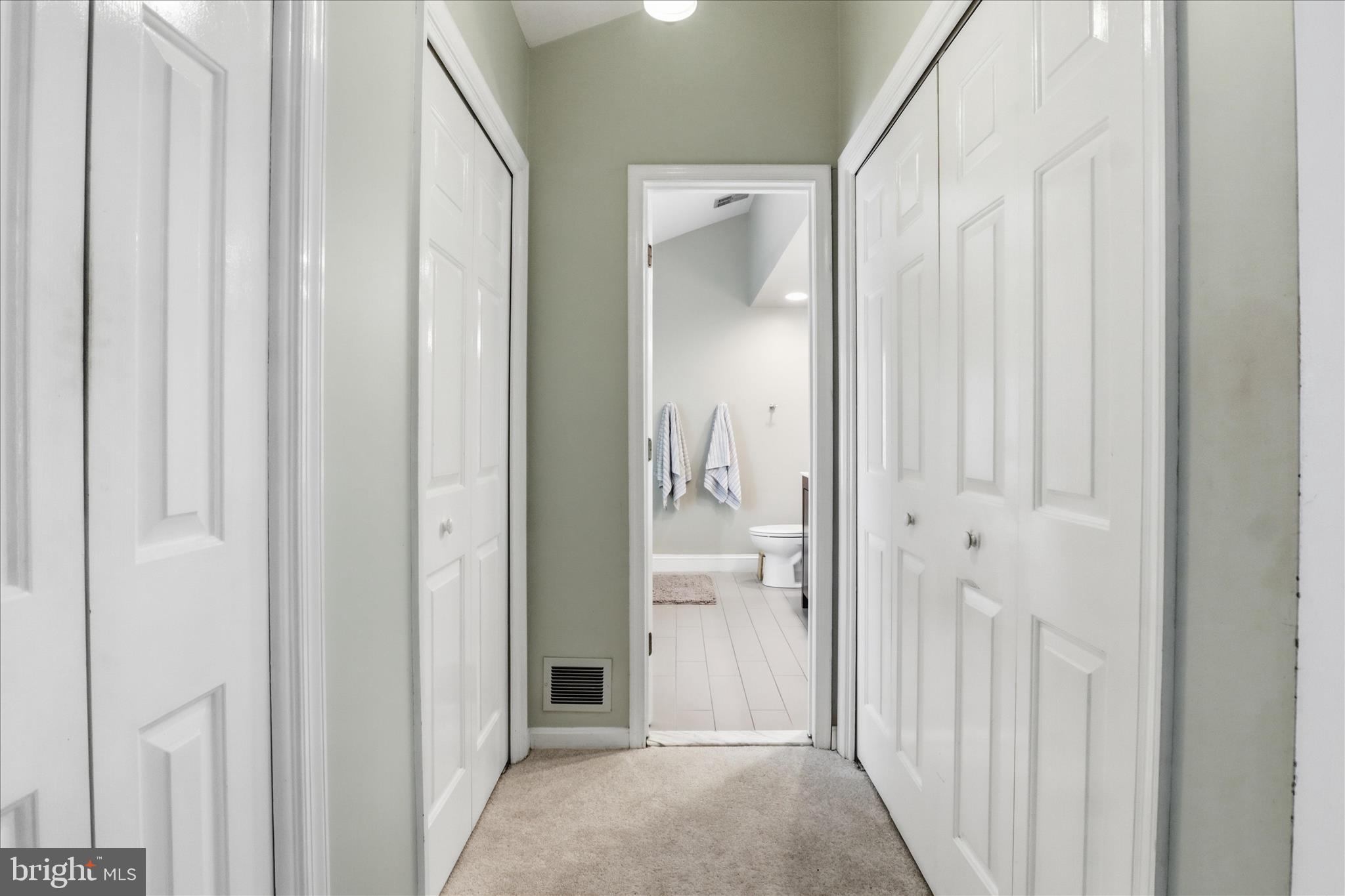 SOUTH RUN OAKS - Residential