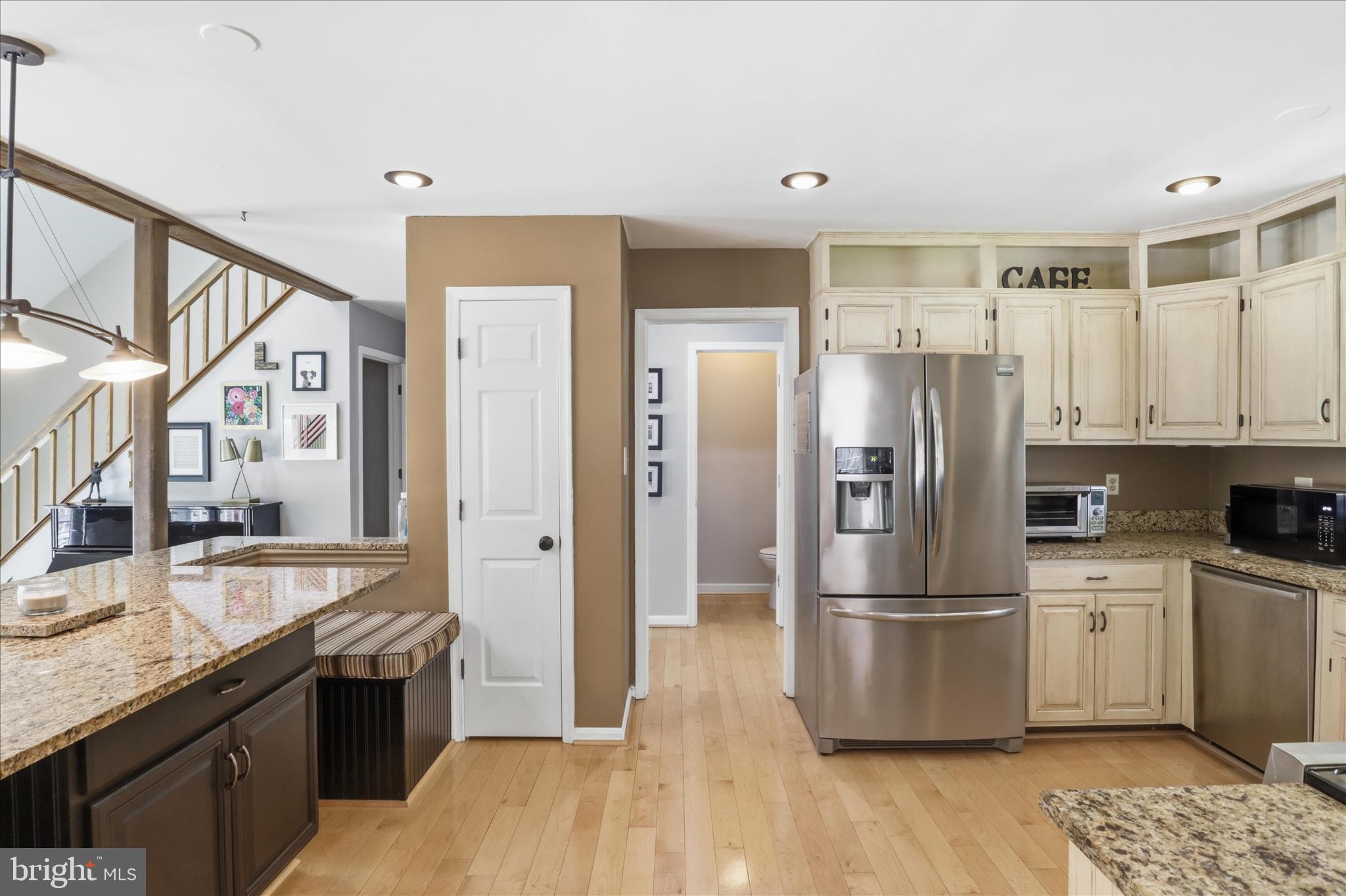 SOUTH RUN OAKS - Residential