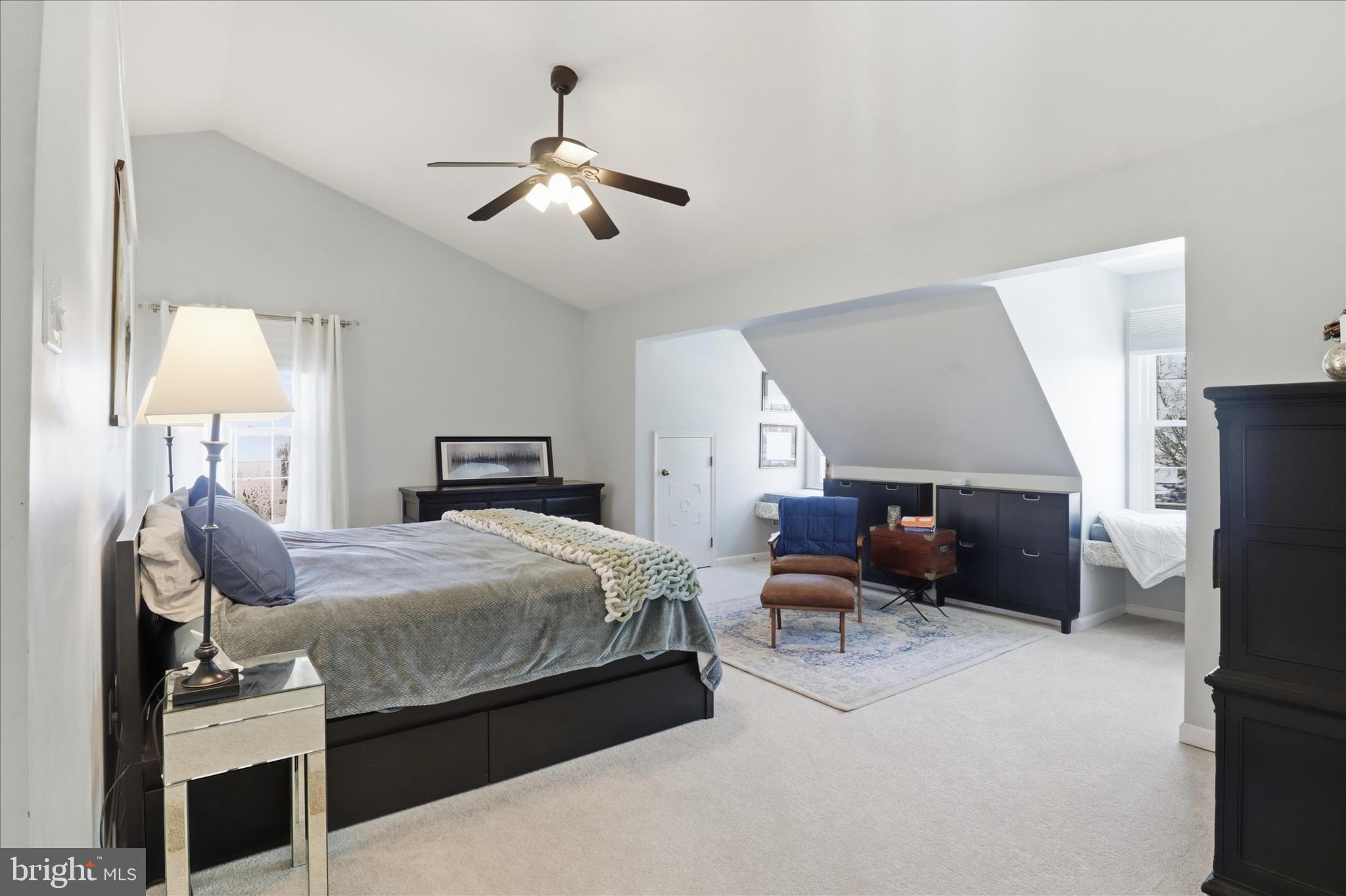 SOUTH RUN OAKS - Residential