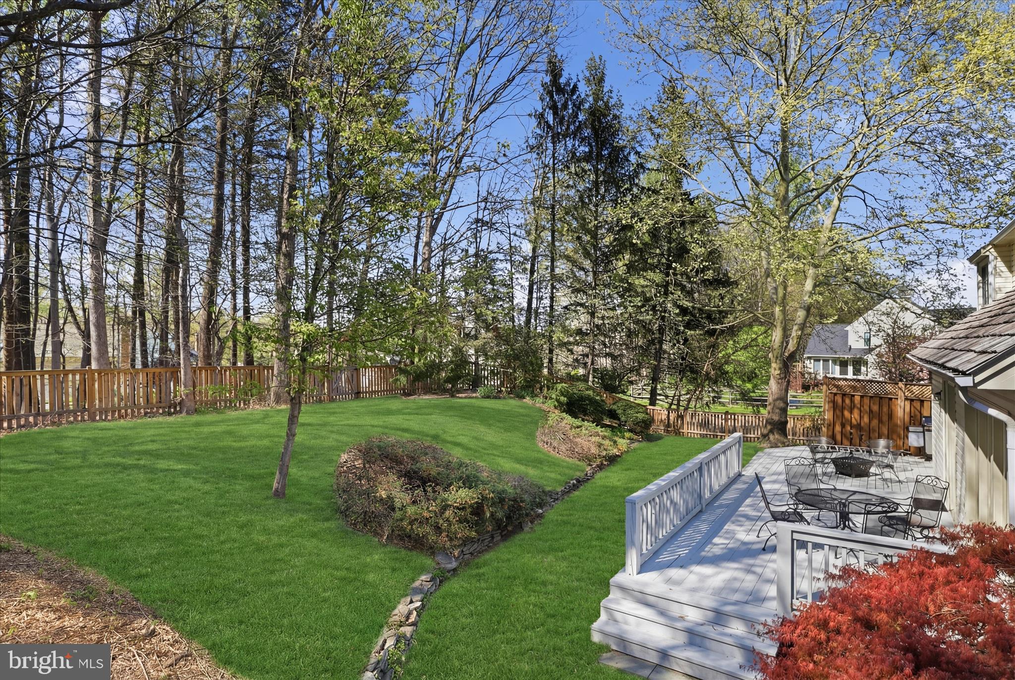 SOUTH RUN OAKS - Residential