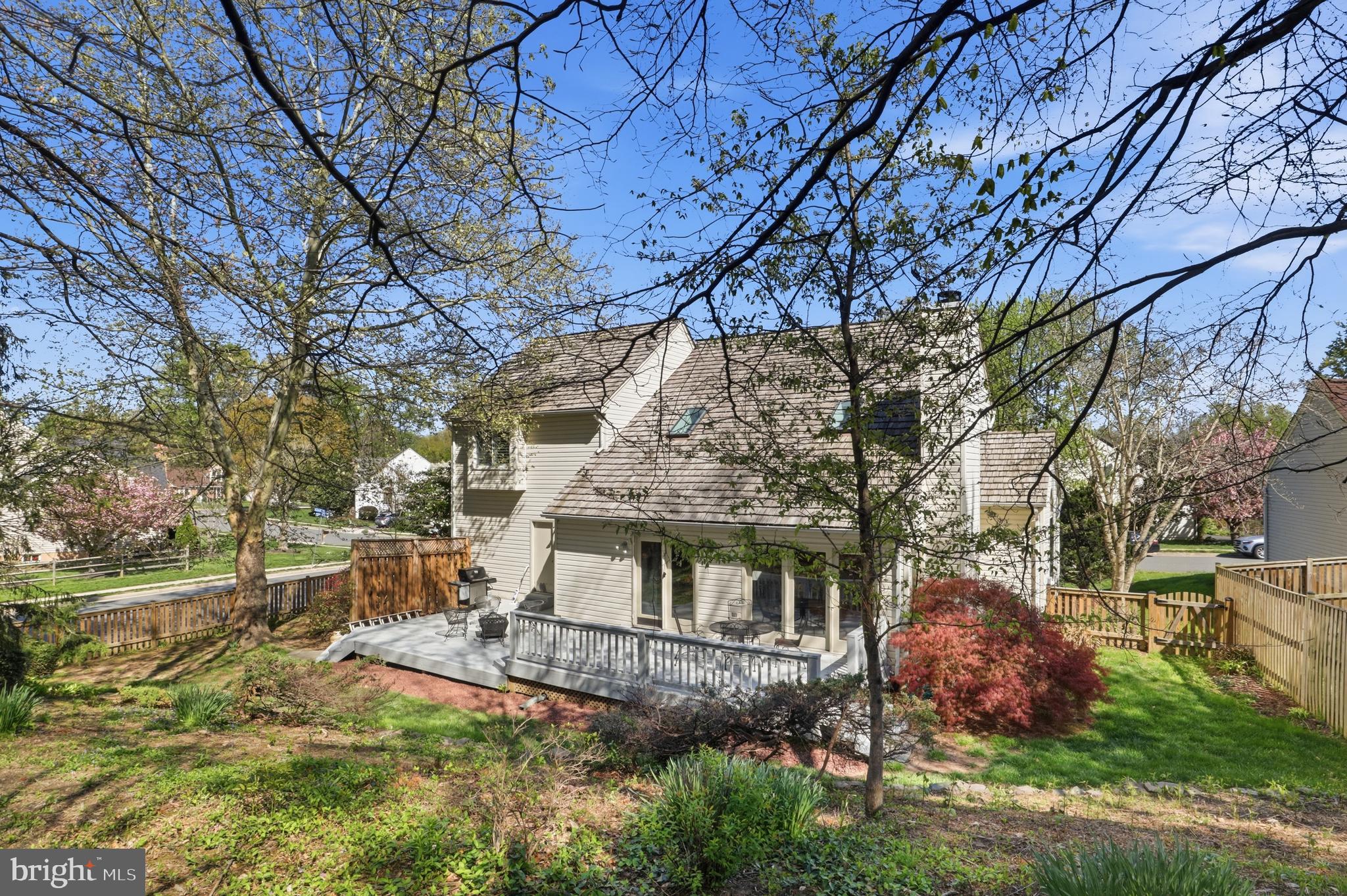 SOUTH RUN OAKS - Residential