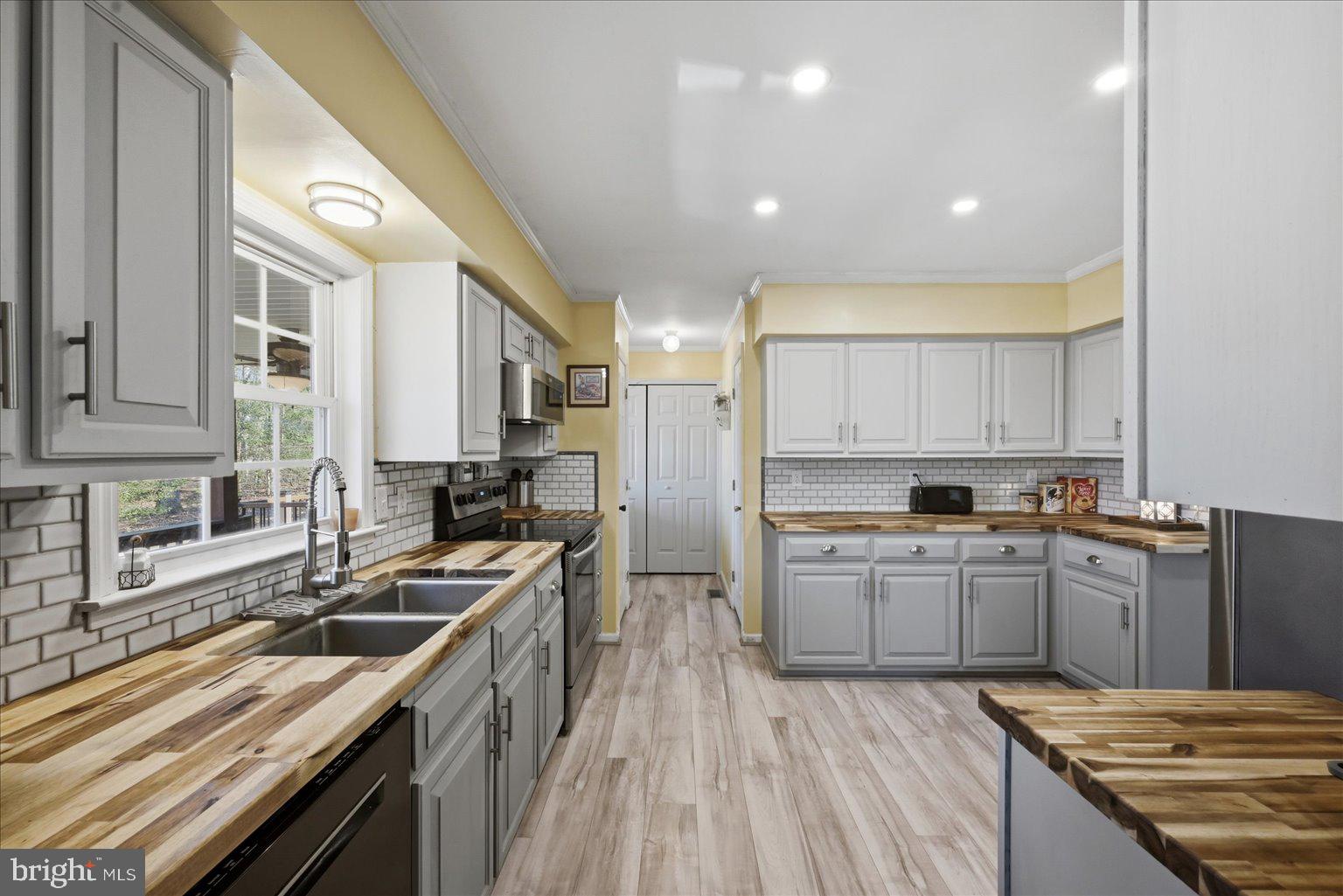 18438 BEAZLEY LANE