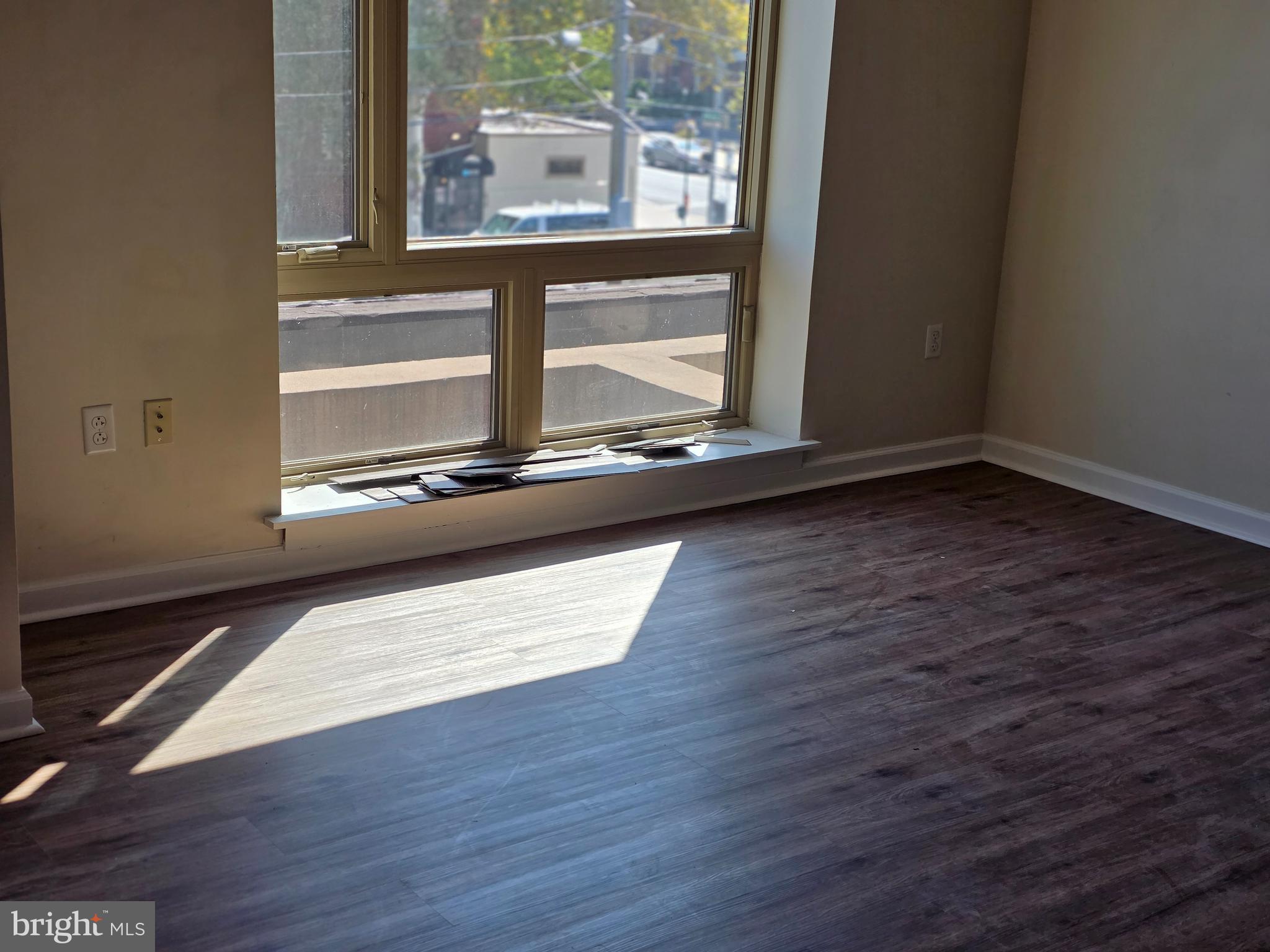 UNIVERSITY CITY - Residential Lease