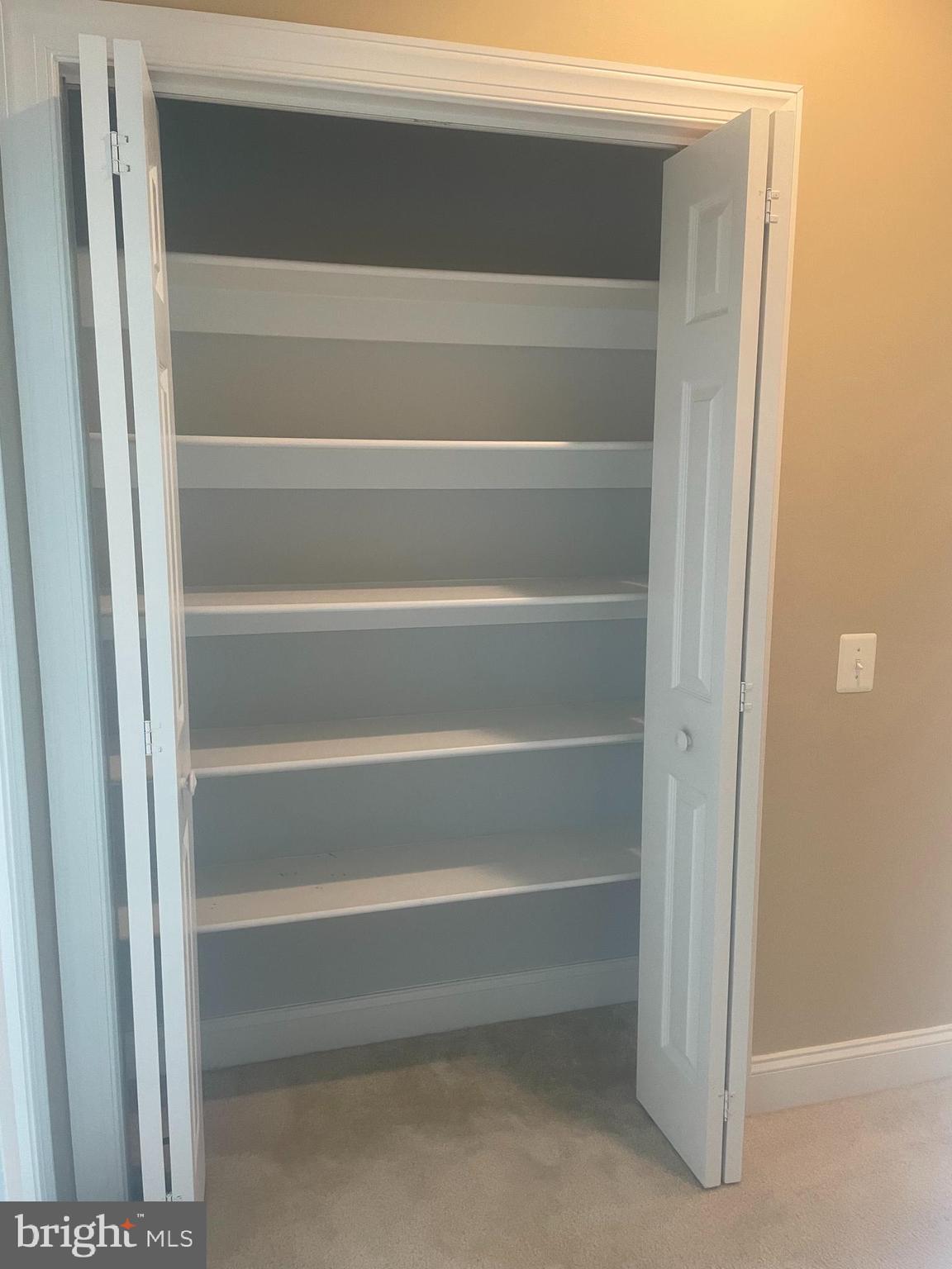 MEADOW RIDGE VILLAS CODM - Residential