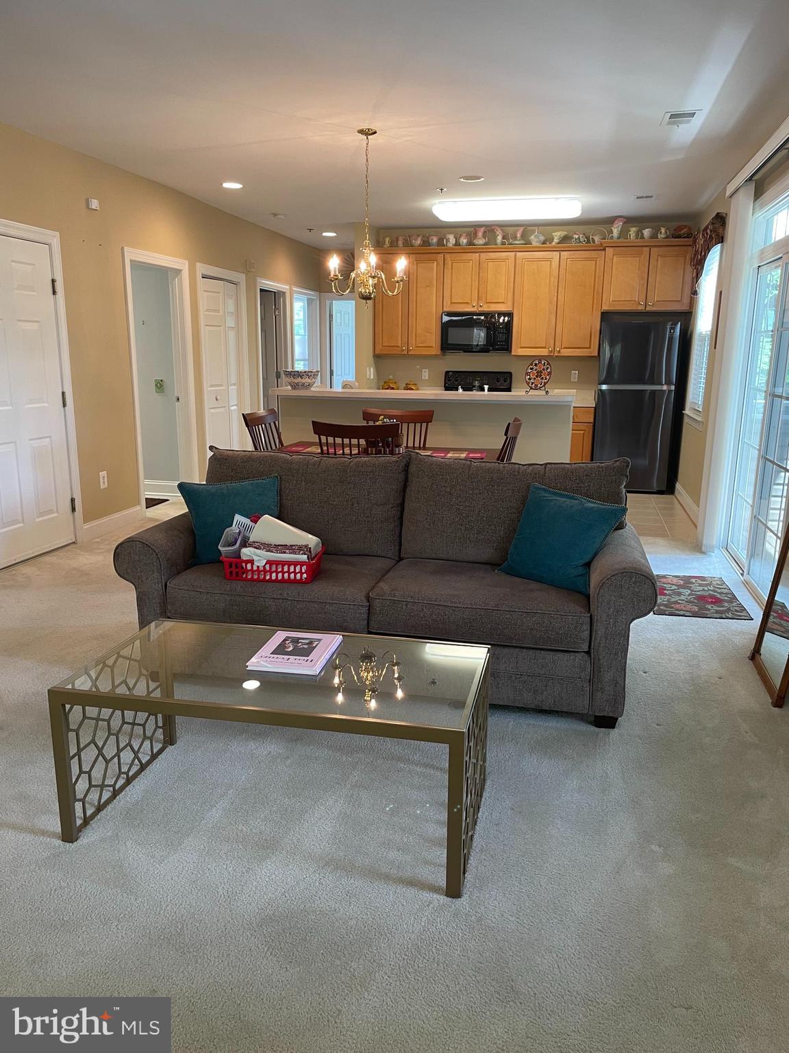 MEADOW RIDGE VILLAS CODM - Residential