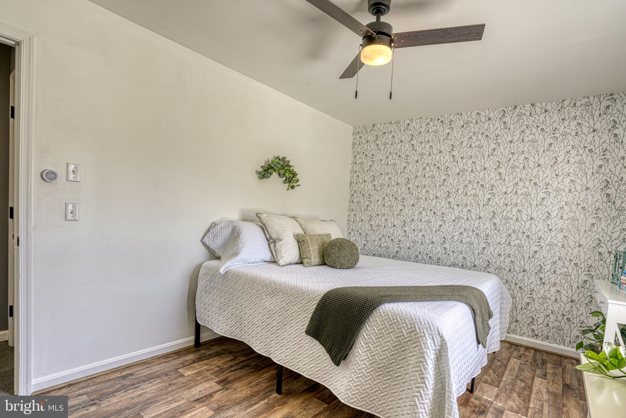 TWO JOHNS - Residential