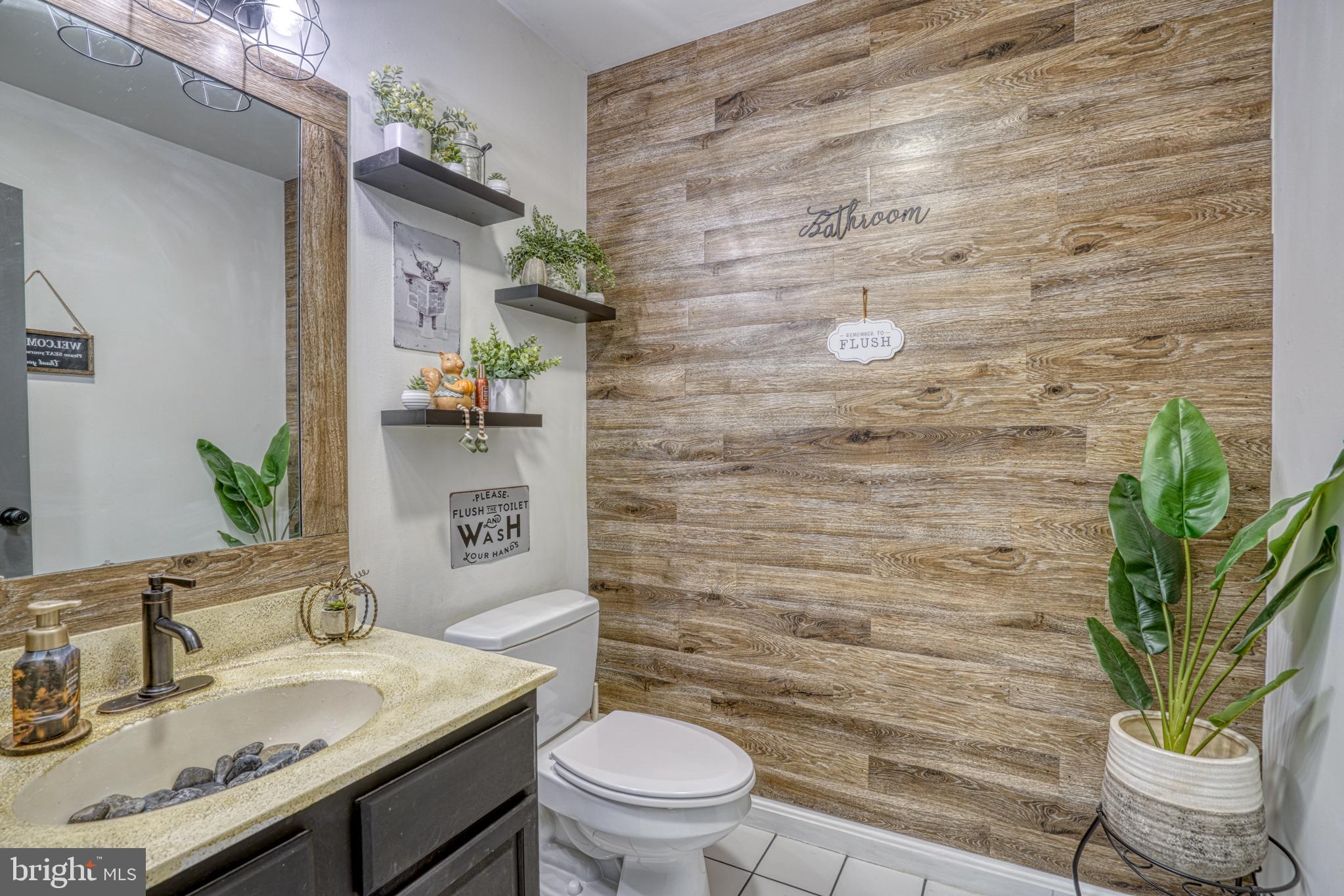 TWO JOHNS - Residential