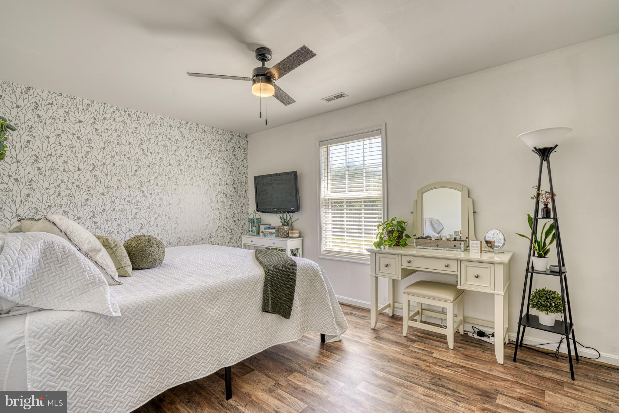 TWO JOHNS - Residential