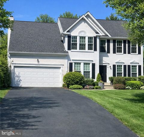 Homes For Sale - 20654 Settlers Place<br/> STERLING, VA 20165