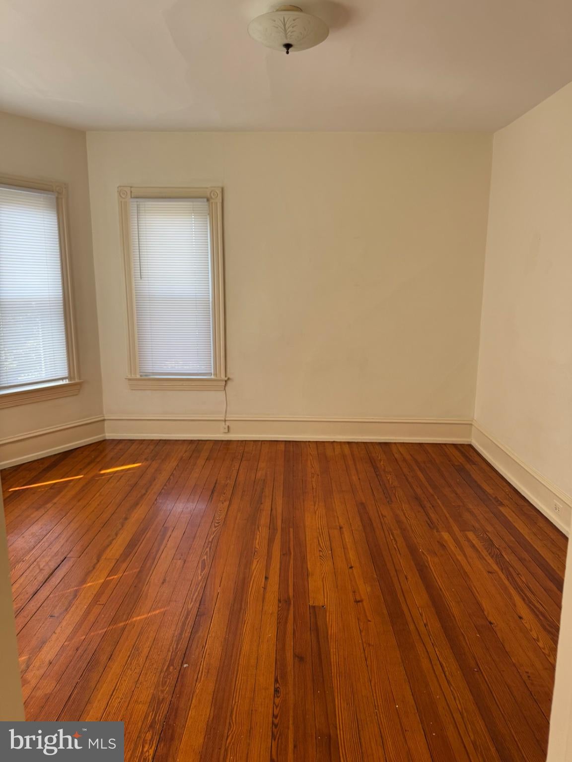 30 COTTAGE AVENUE 2