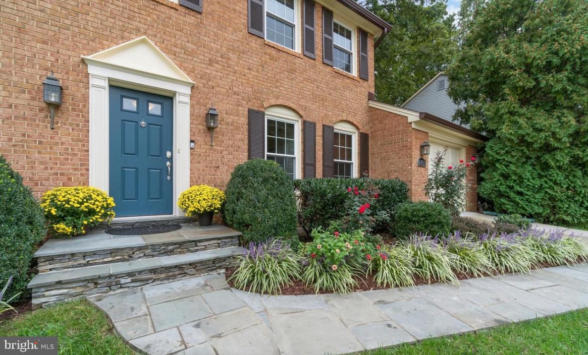 9751 IRONMASTER DRIVE